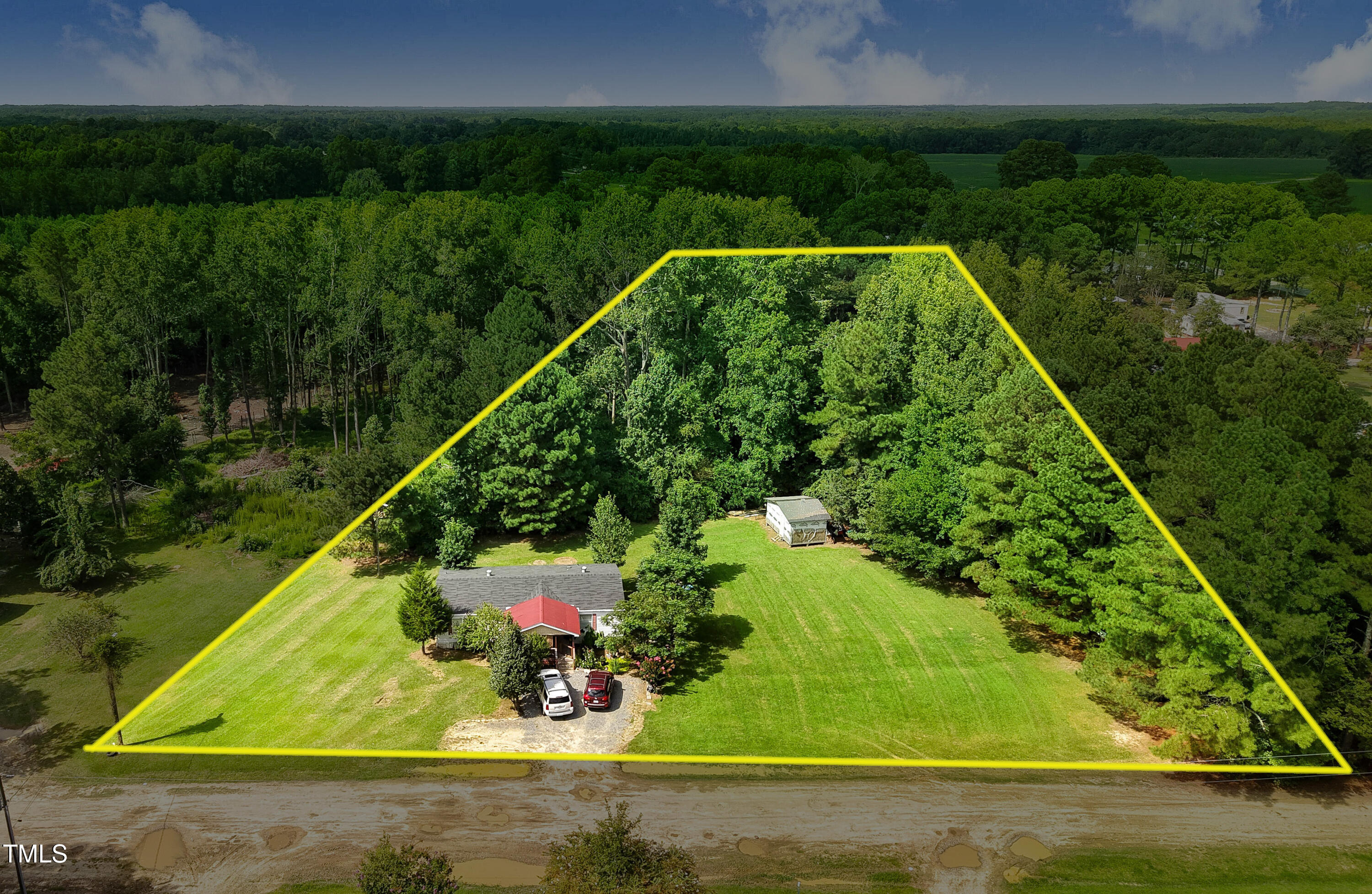 104 Eddie Drive Property Photo 1