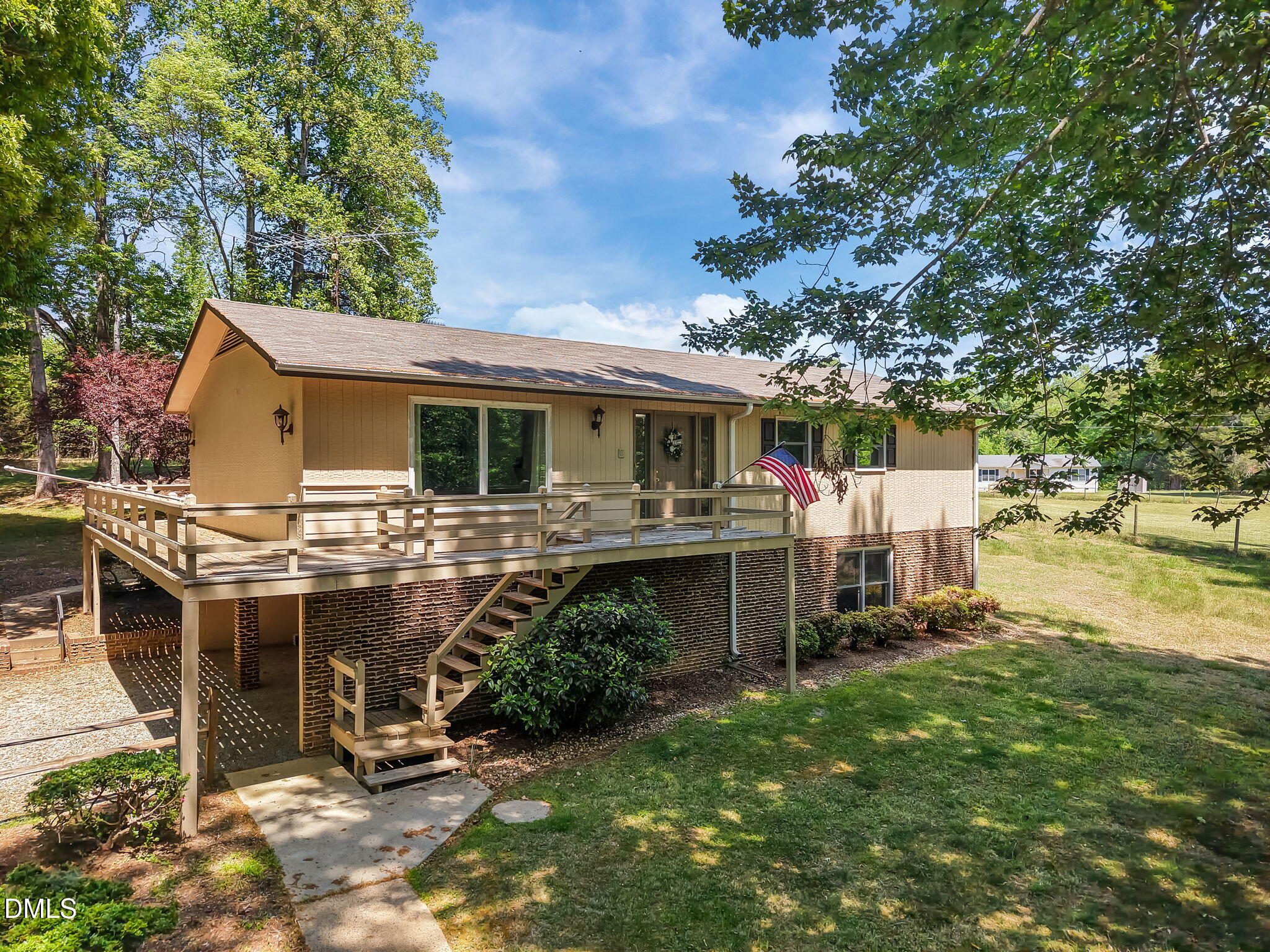 9418 Wilkins Road Property Photo 1