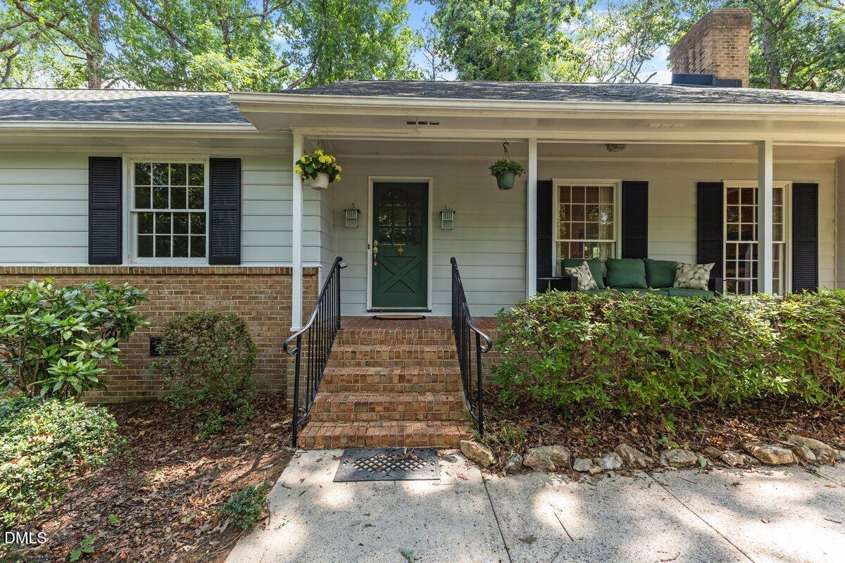 8501 Shadow Wood Place Property Photo 2