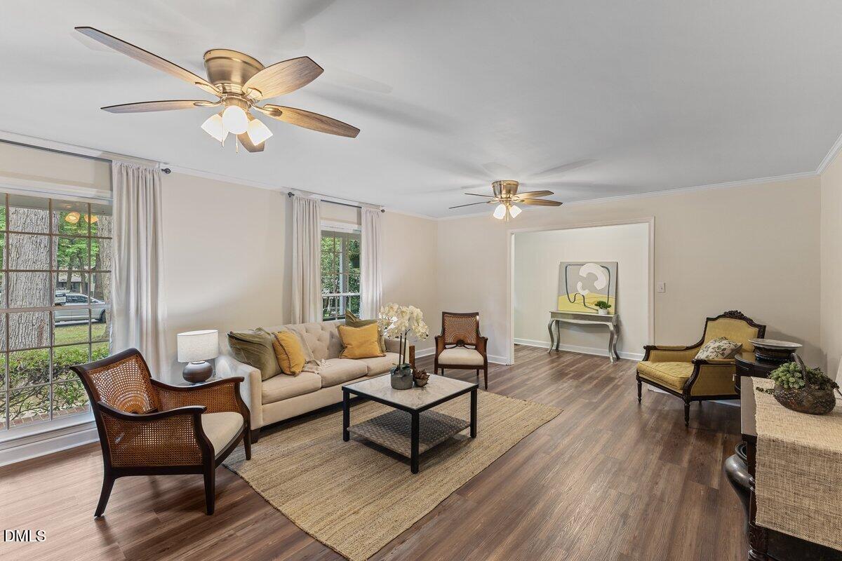 8501 Shadow Wood Place Property Photo 10
