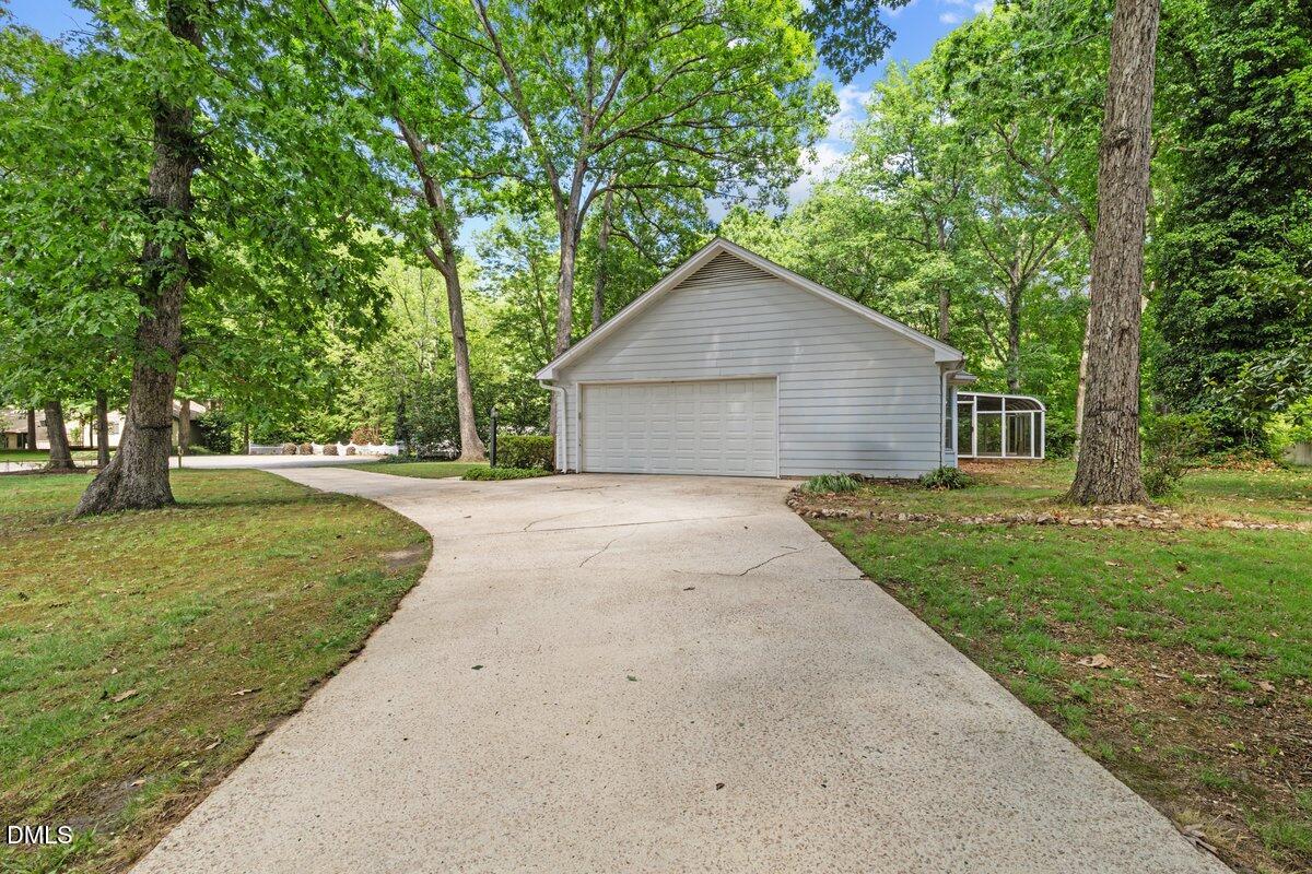 8501 Shadow Wood Place Property Photo 35