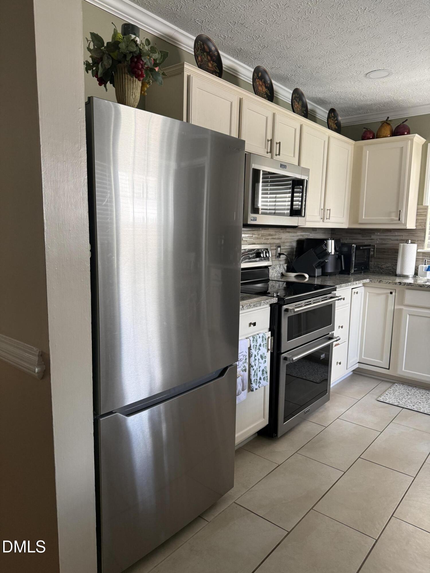 3616 Ranbir Drive Property Photo 17