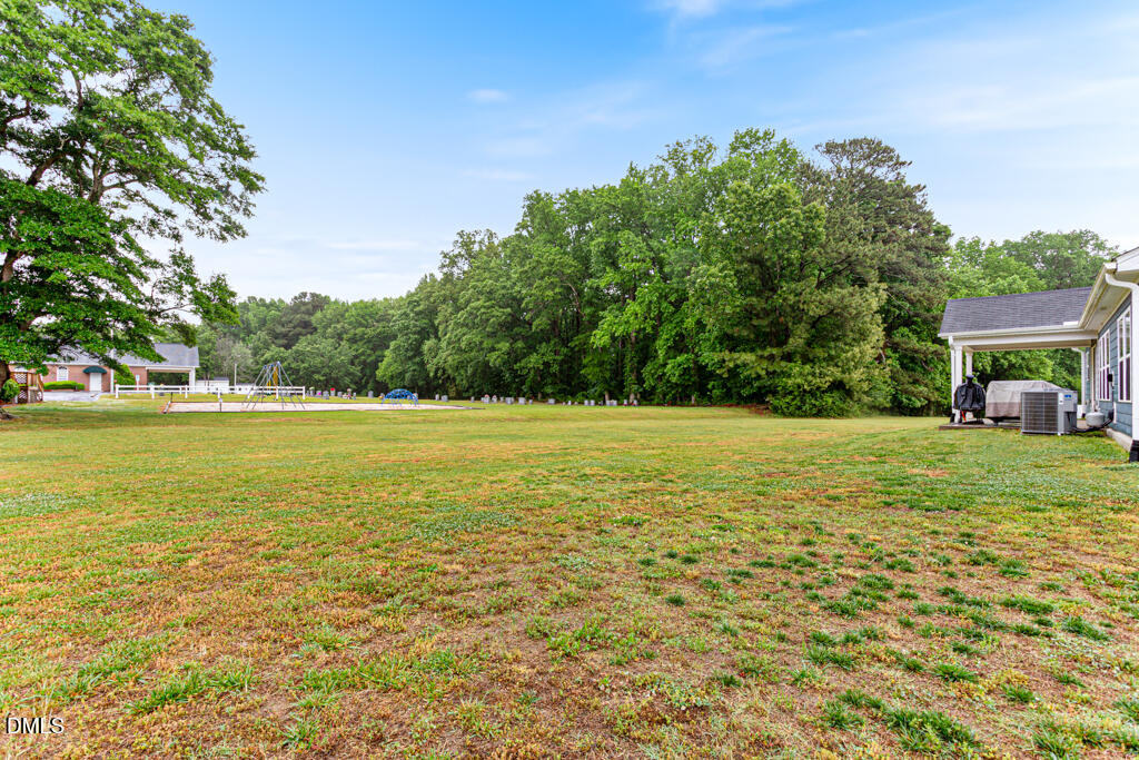 405 Thorny Branch Drive Property Photo 19