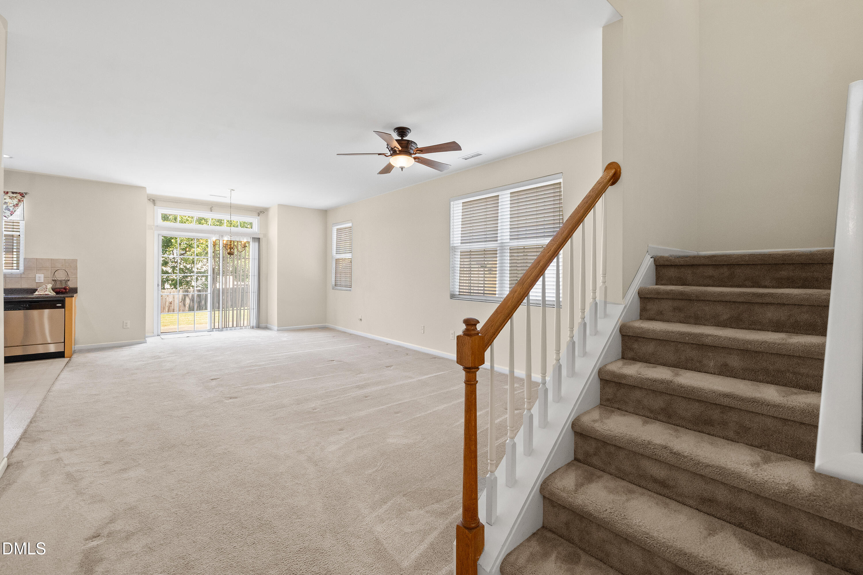 329 Palmdale Court Property Photo 10