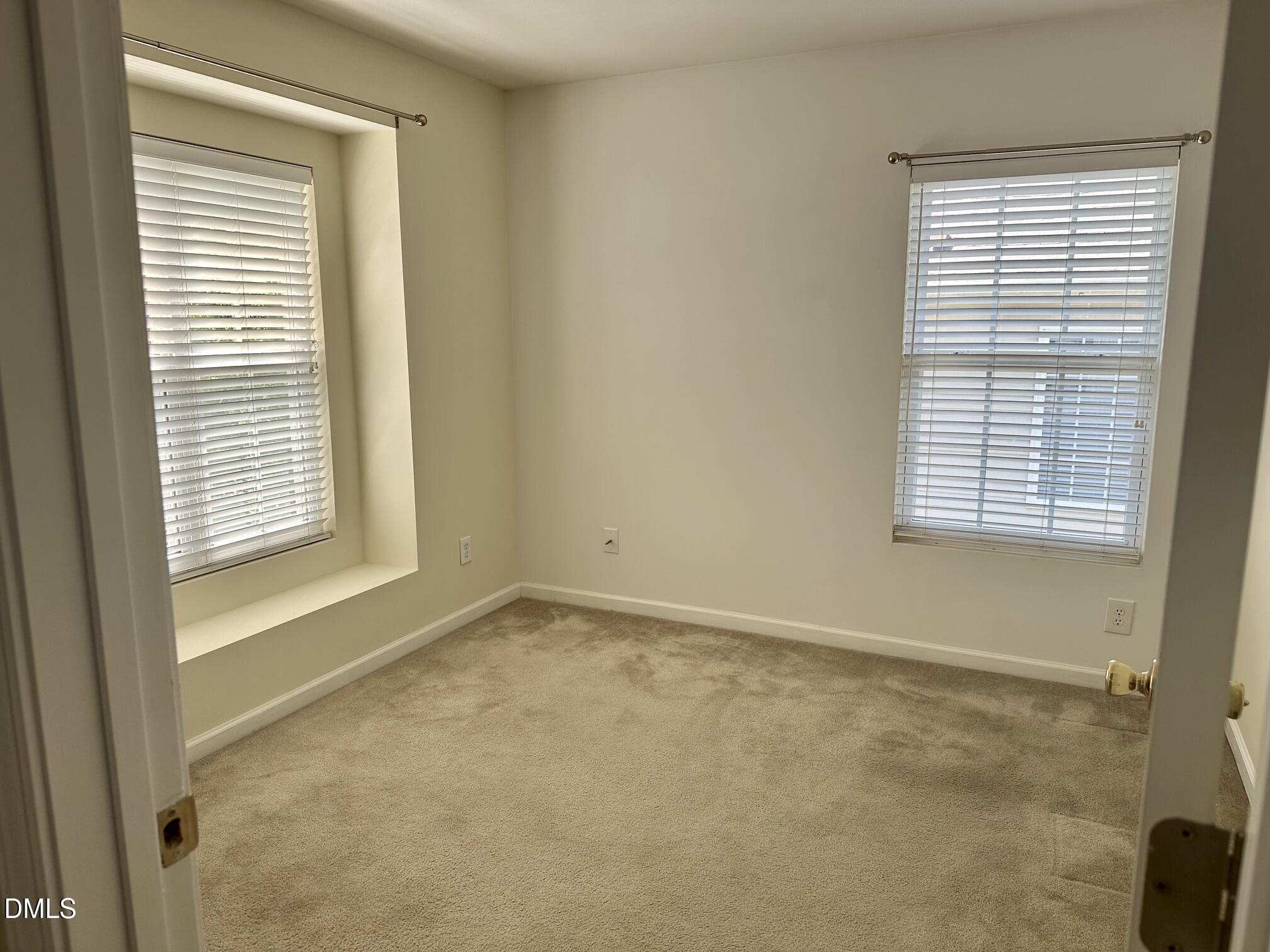 329 Palmdale Court Property Photo 22