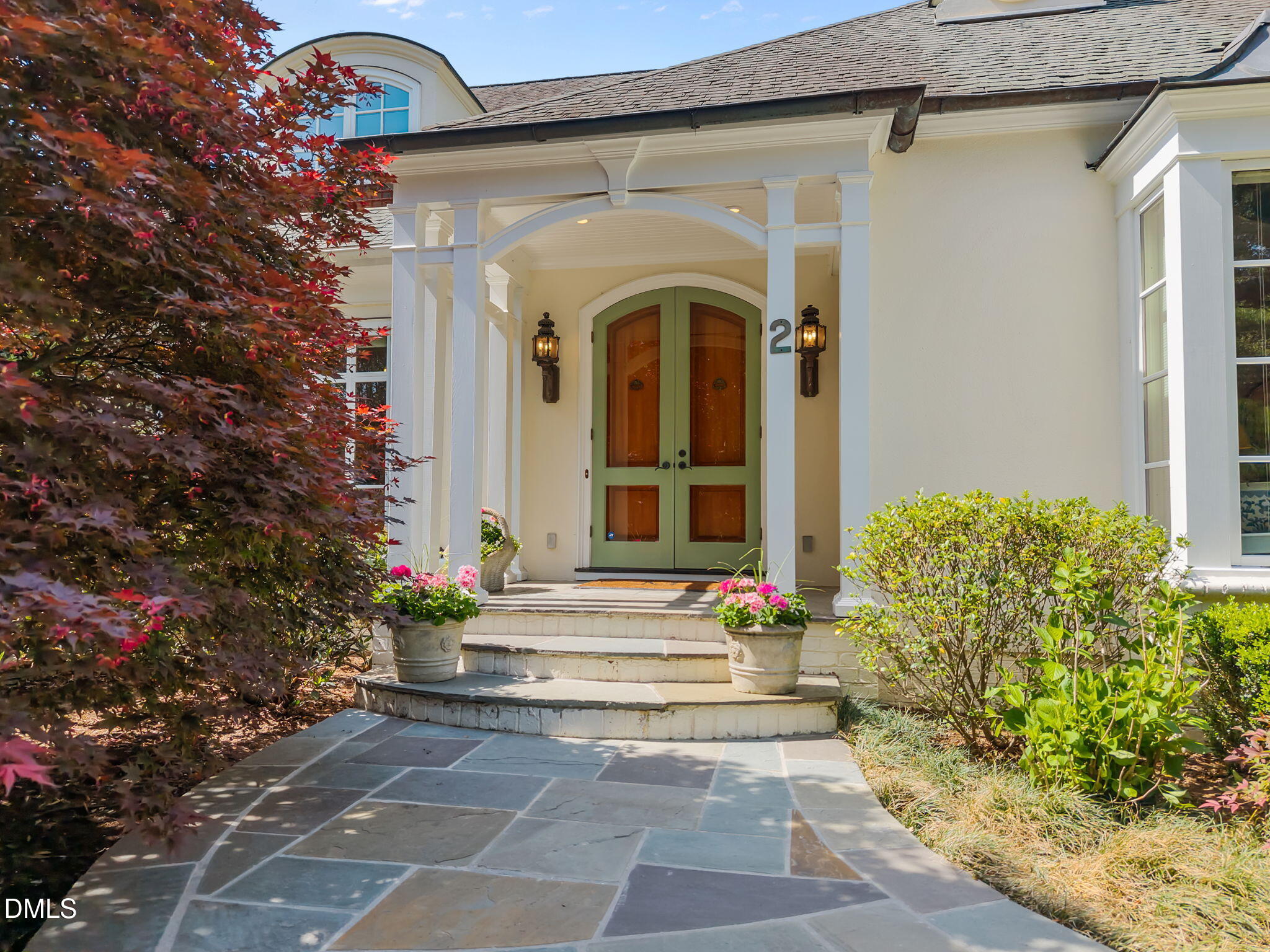 2 Greenside Court Property Photo 4