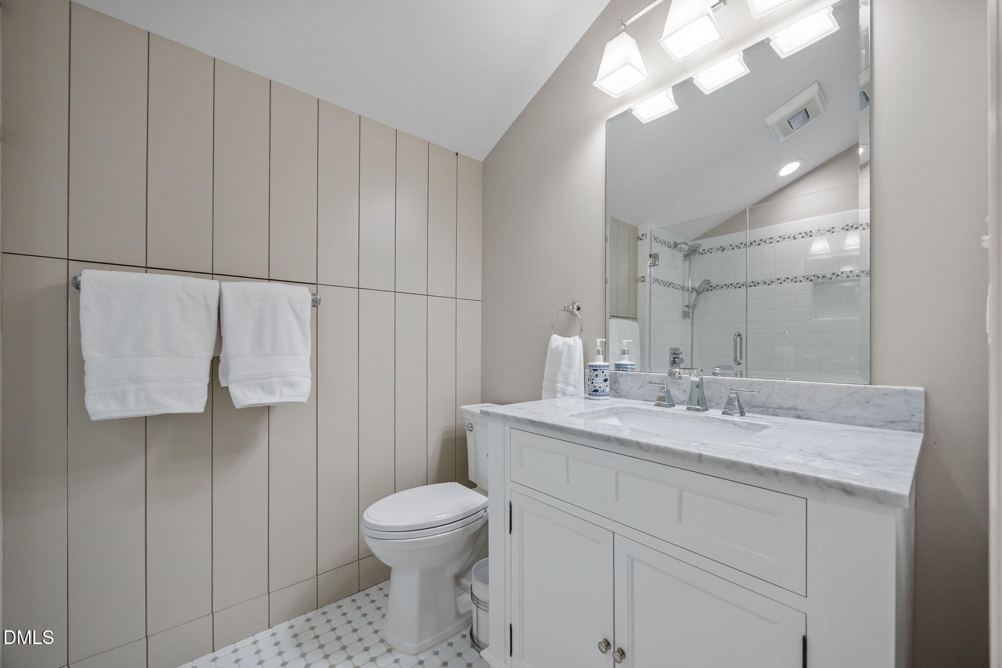 2 Greenside Court Property Photo 58