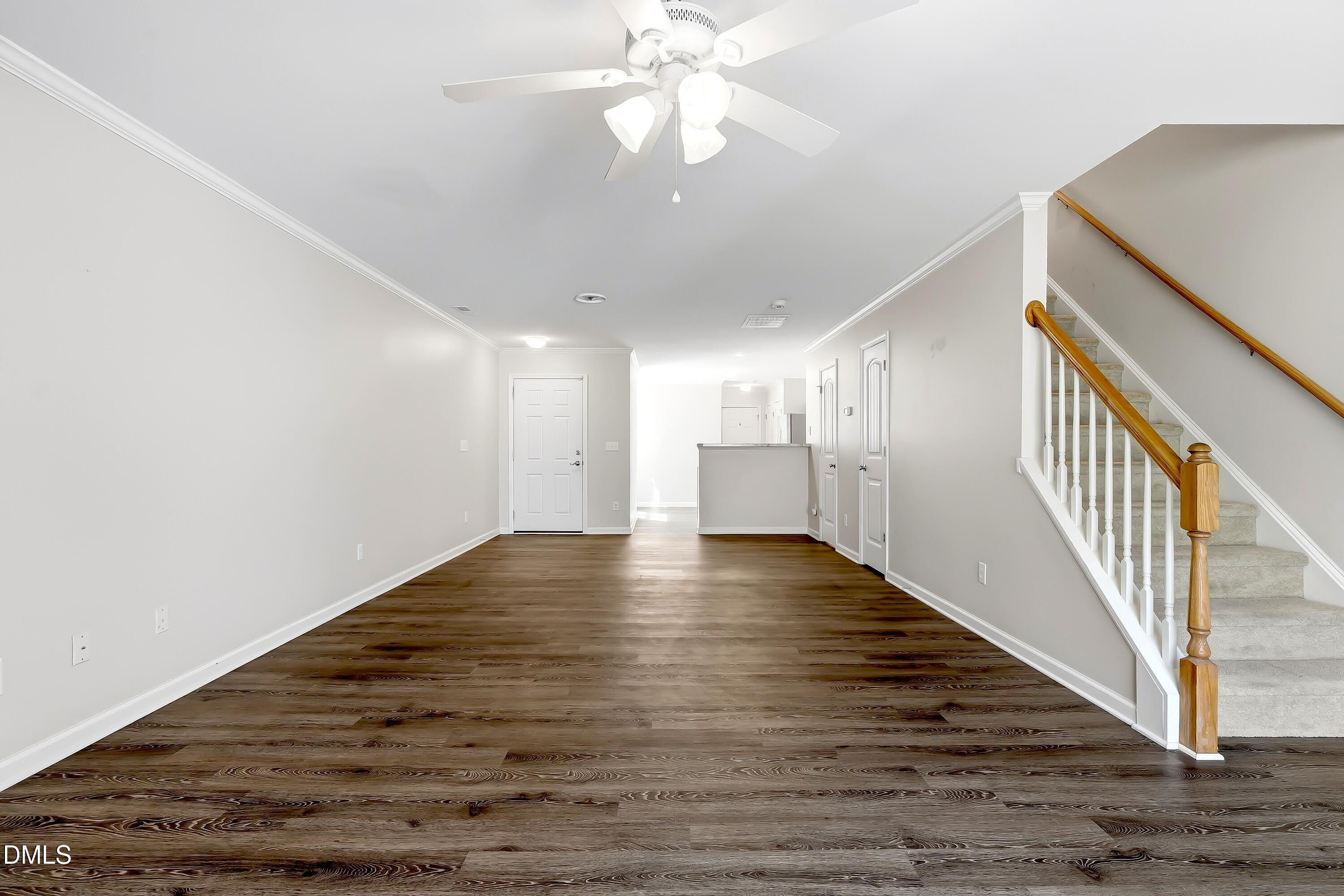 2607 Hamlet Green Drive Property Photo 6