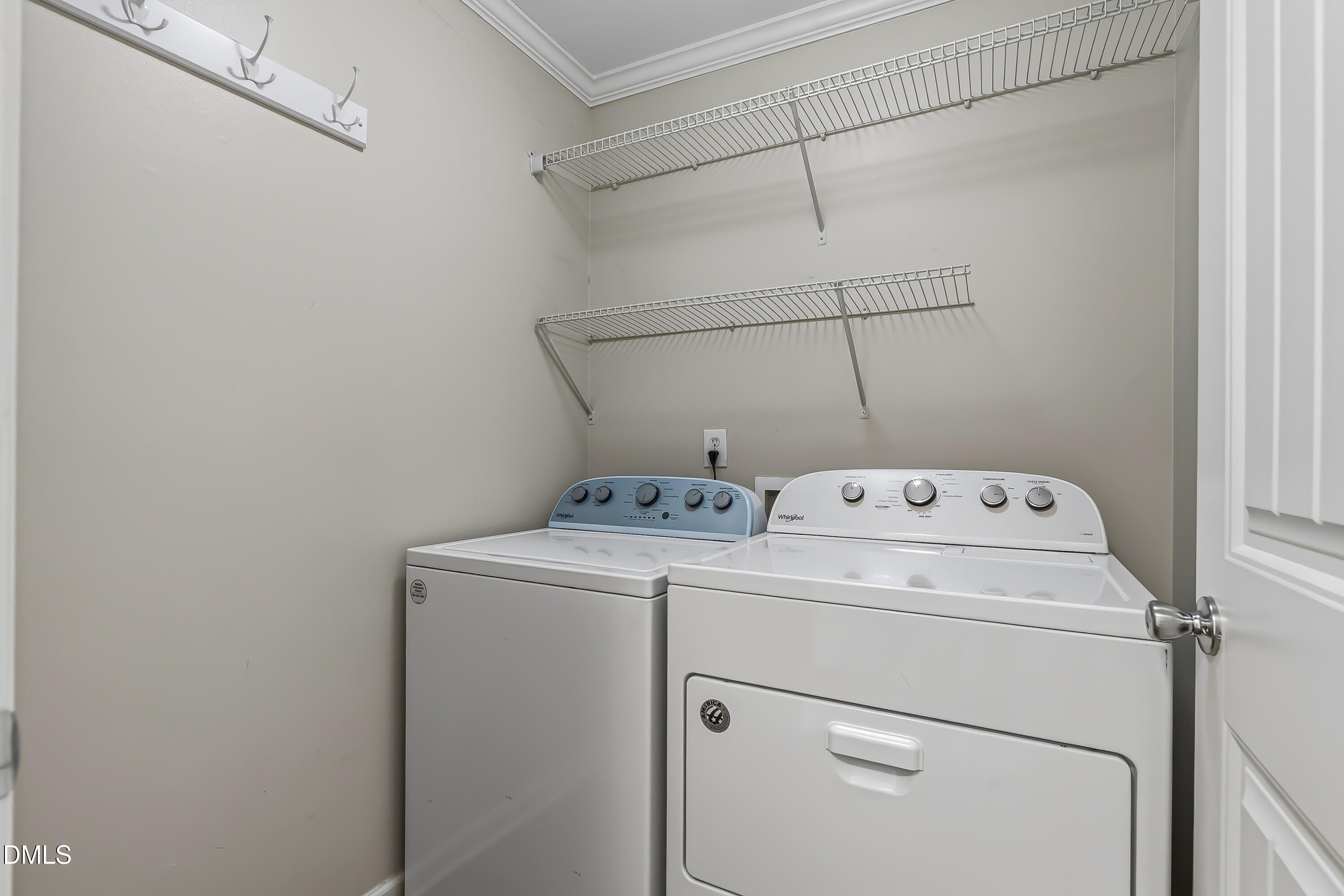 2607 Hamlet Green Drive Property Photo 11