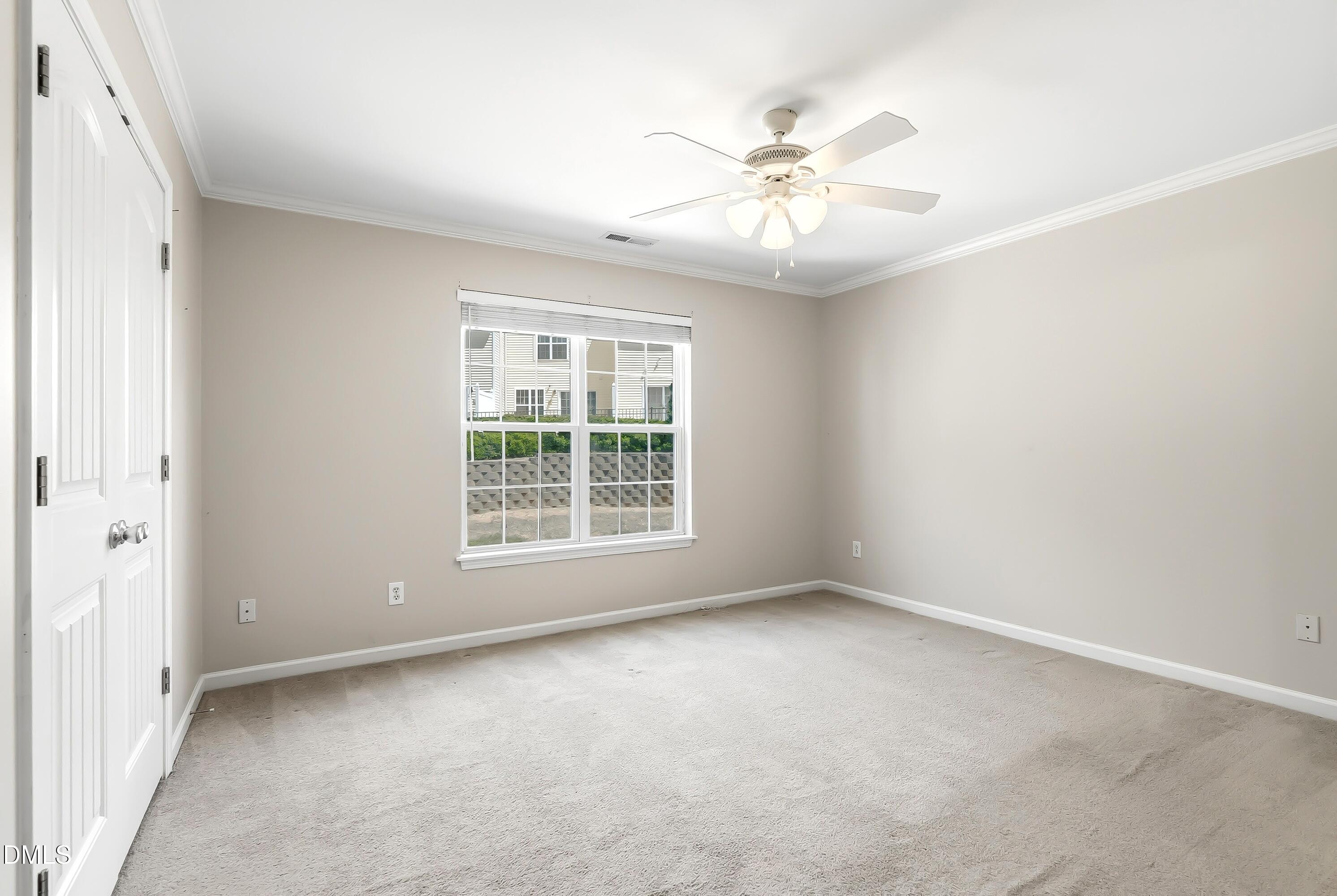 2607 Hamlet Green Drive Property Photo 13