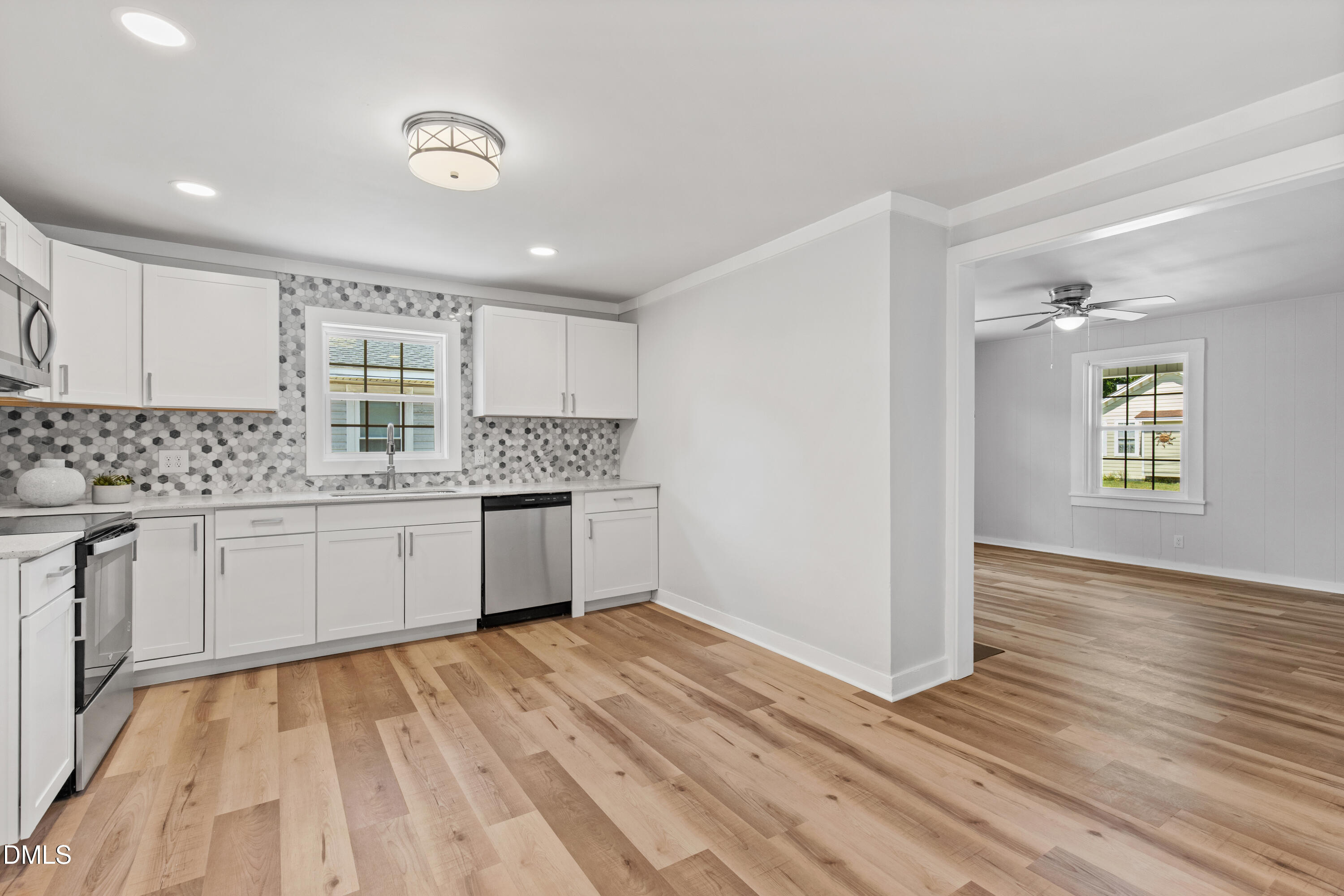 105 3rd Street Property Photo 9