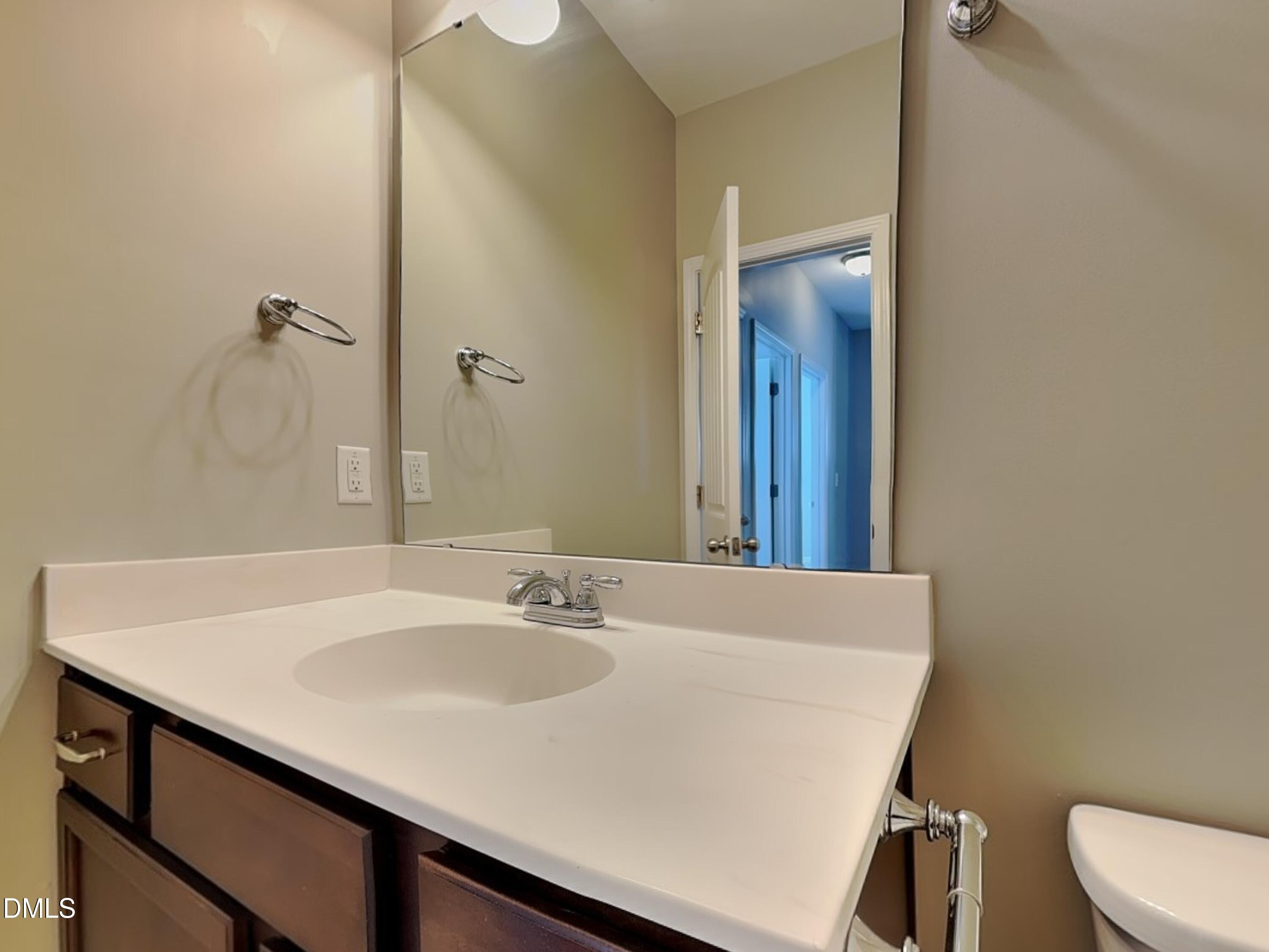 73 Crownview Court Property Photo 12