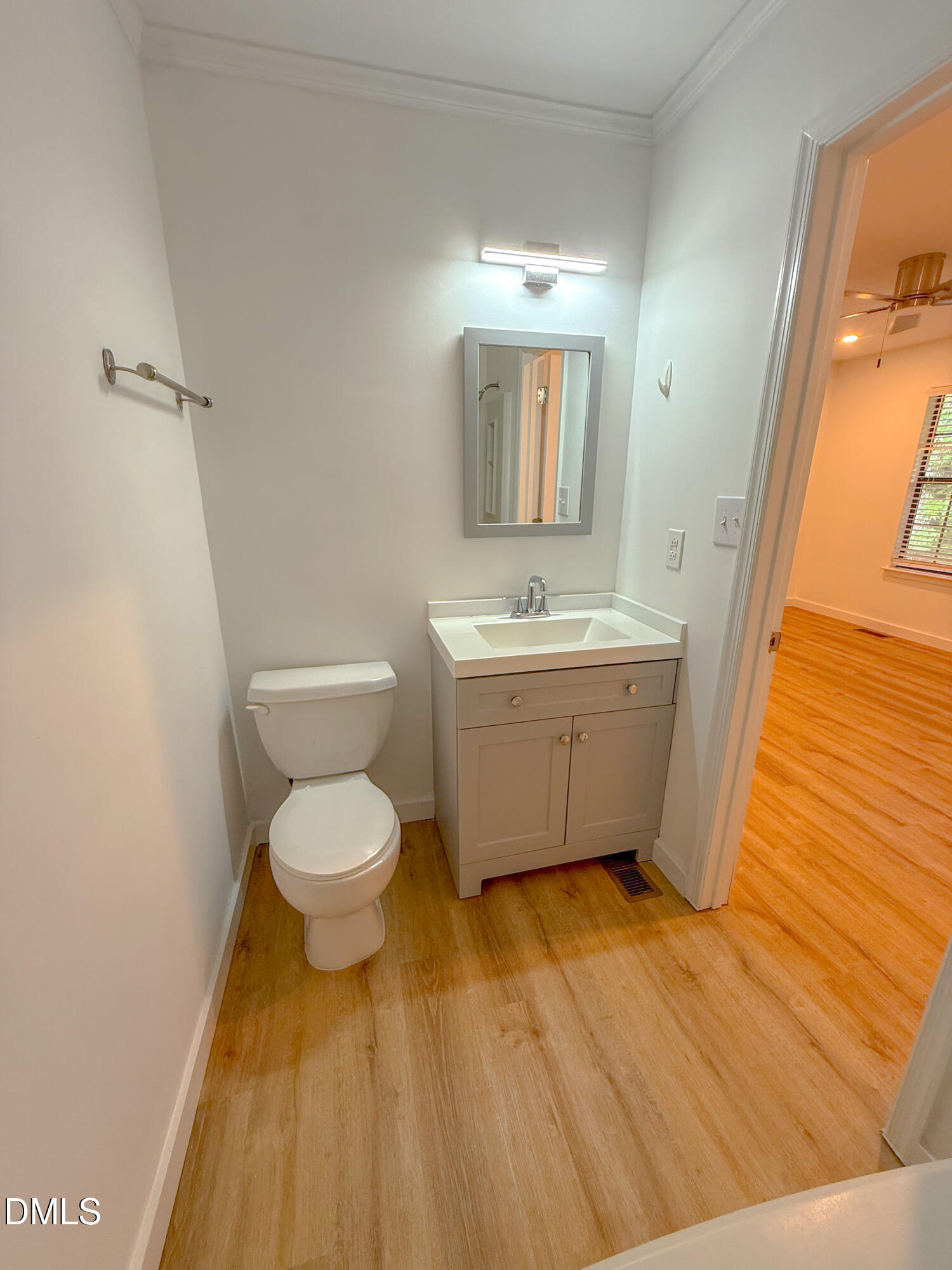 4247 The Oaks Drive Property Photo 11