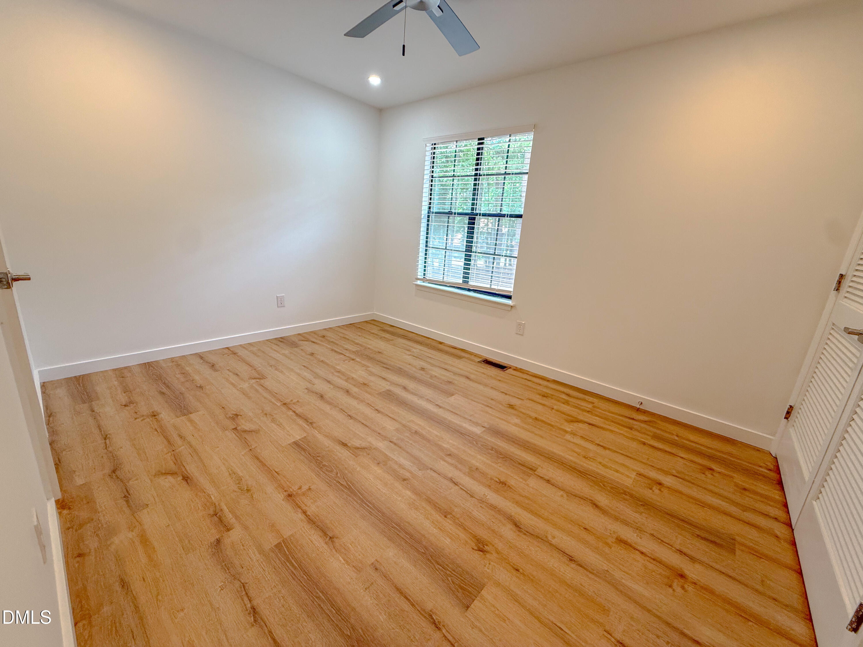 4247 The Oaks Drive Property Photo 14