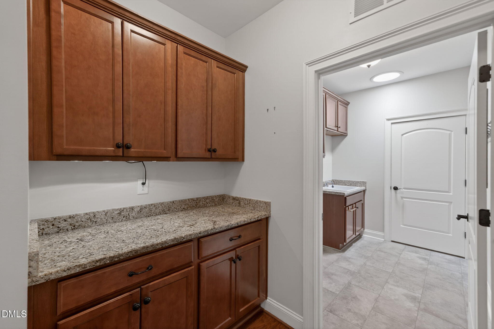1189 Blue Bird Lane 1189 Property Photo 27
