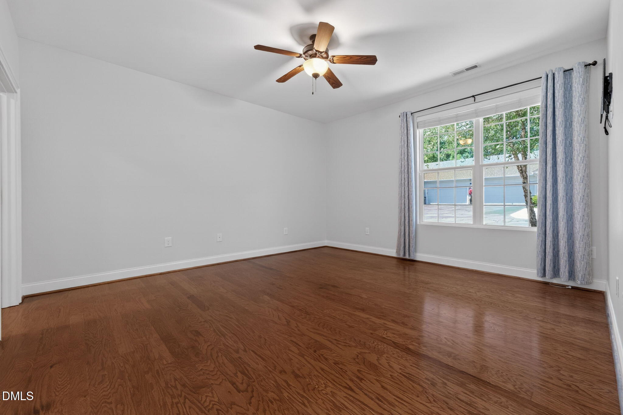 1189 Blue Bird Lane 1189 Property Photo 32