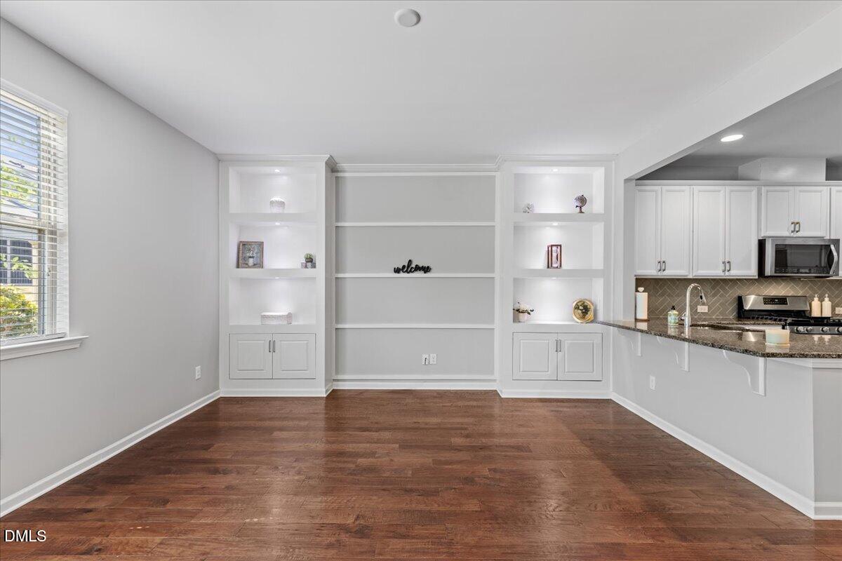 256 Rubrum Drive Property Photo 13