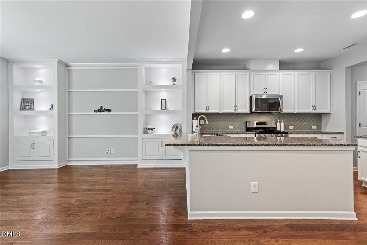 256 Rubrum Drive Property Photo 15