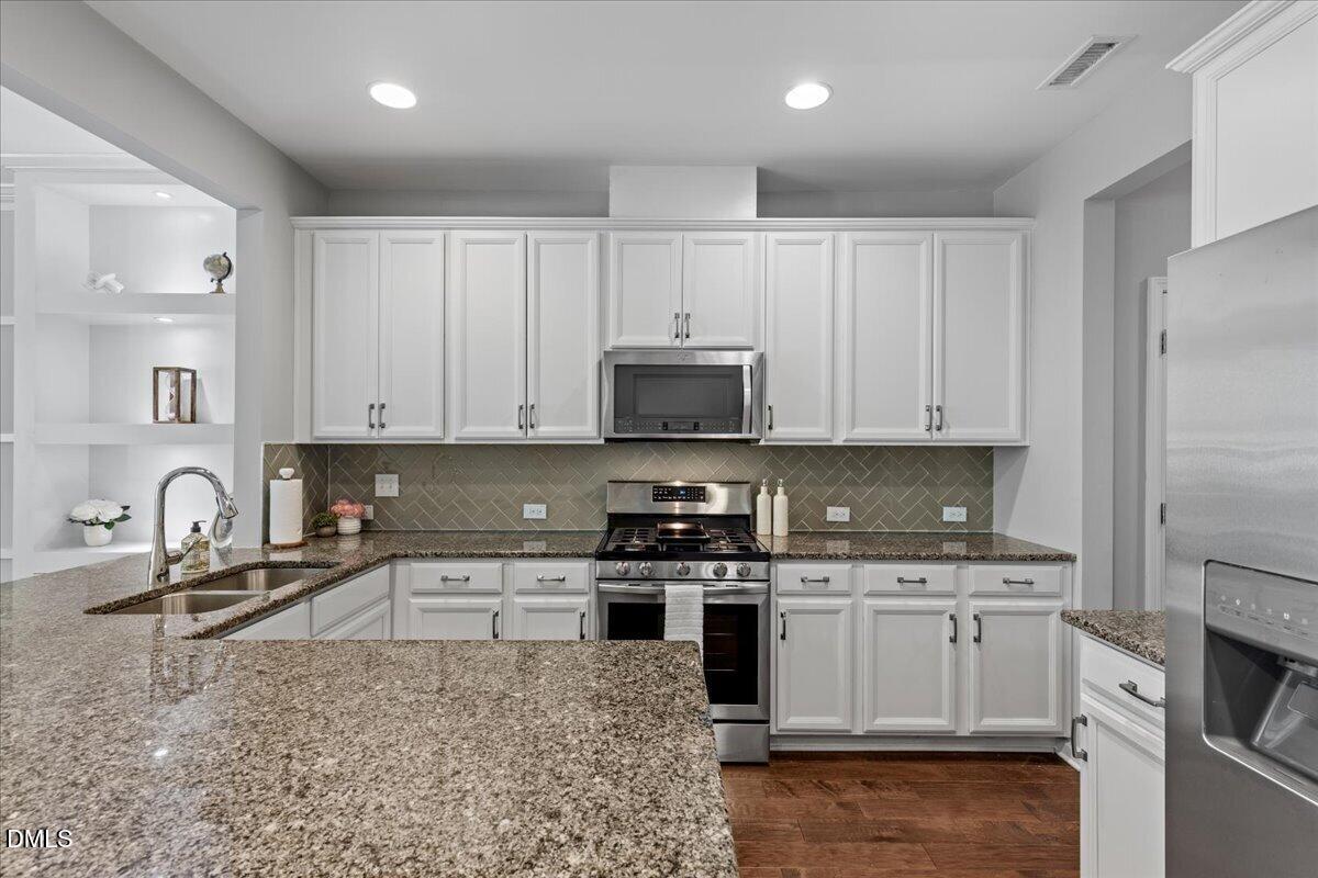 256 Rubrum Drive Property Photo 17