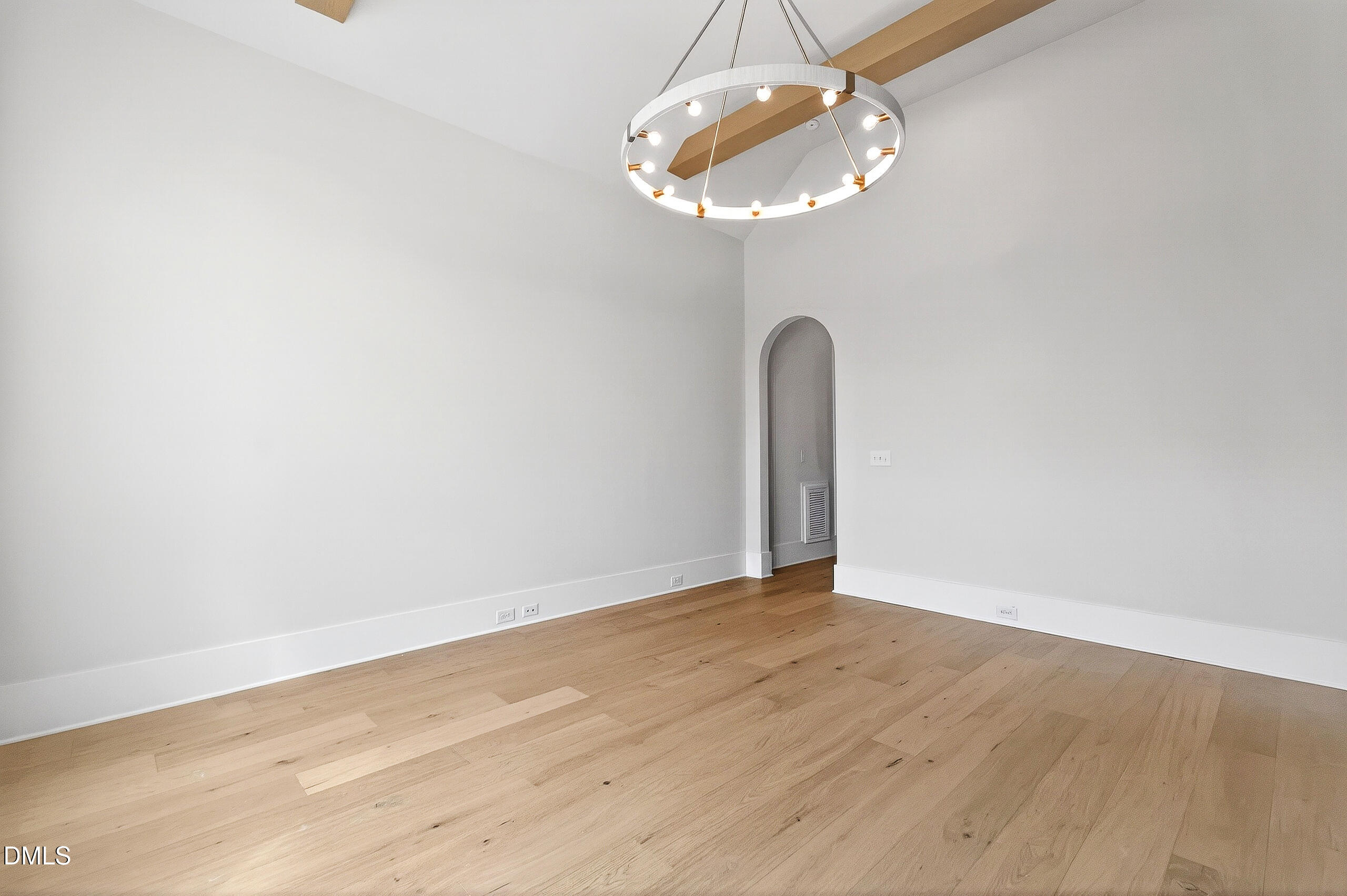 688 Lynch Road Property Photo 13