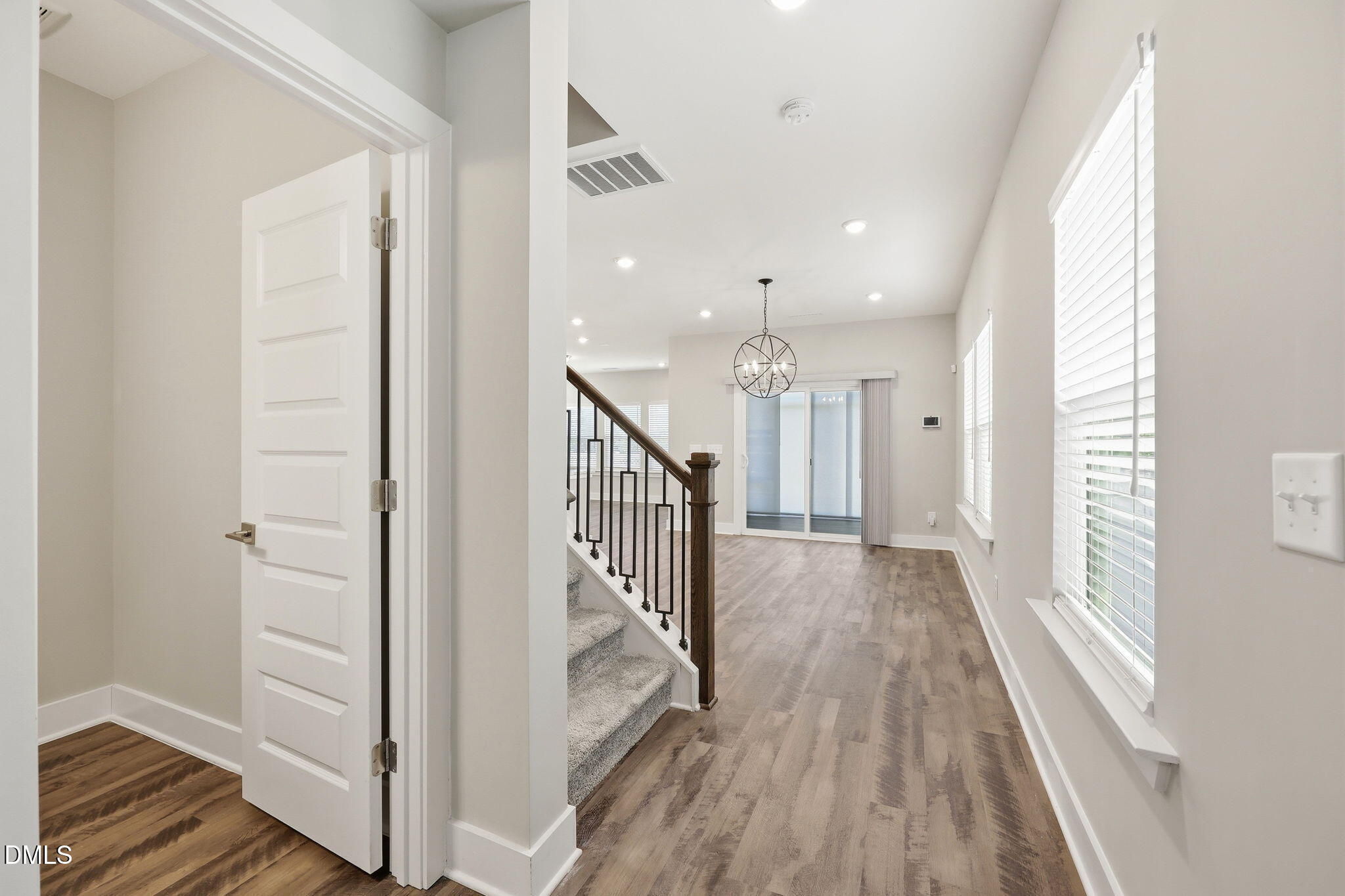 628 Sage Oak Property Photo 5