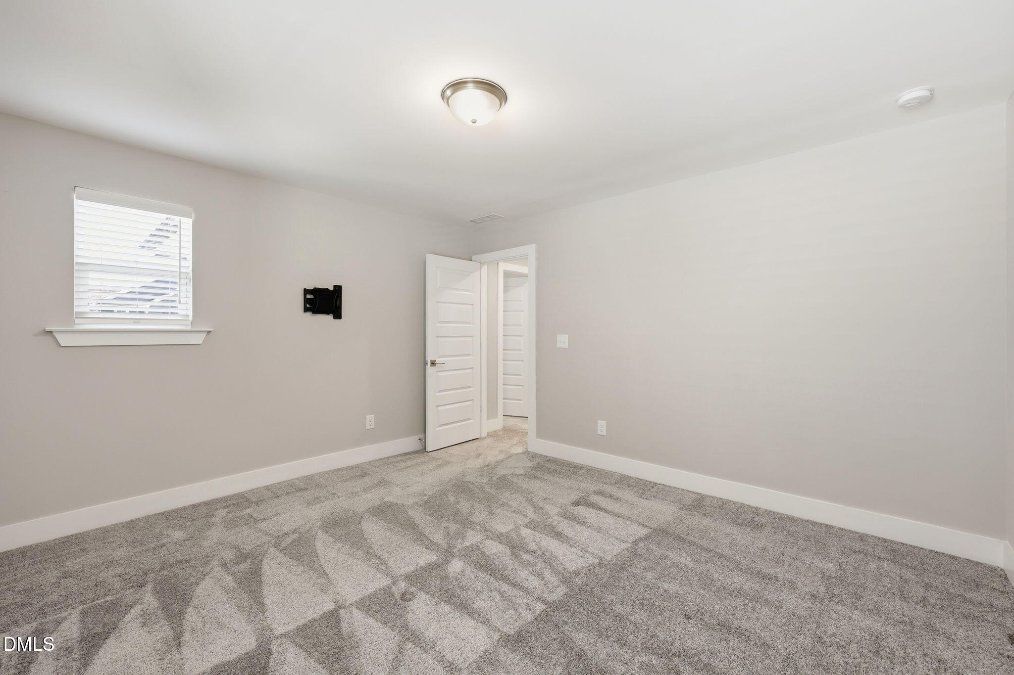 628 Sage Oak Property Photo 19