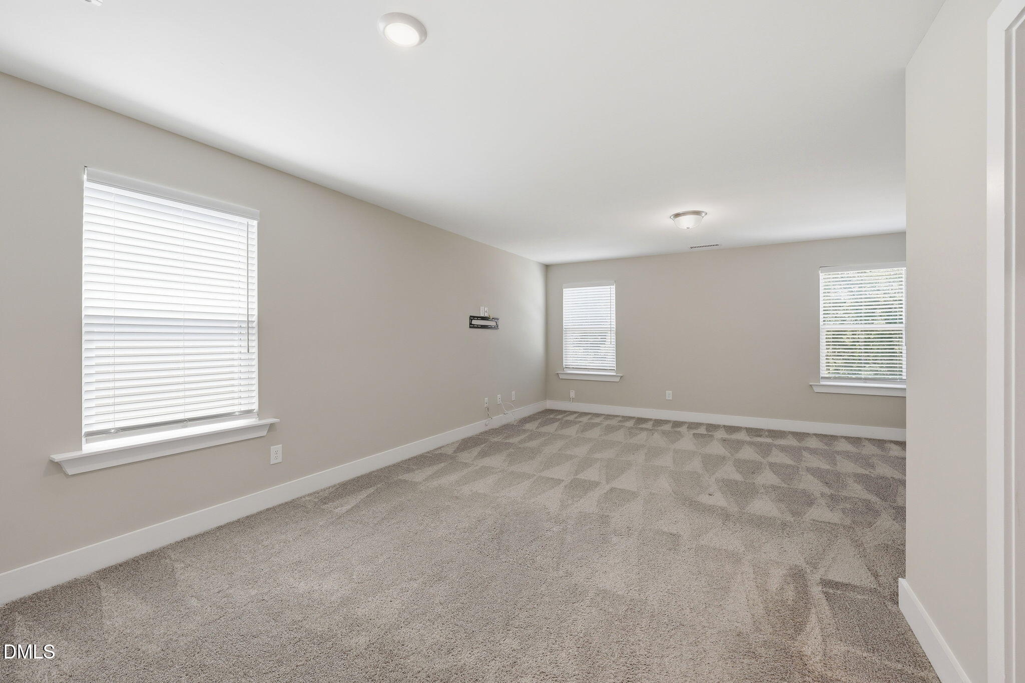 628 Sage Oak Property Photo 30
