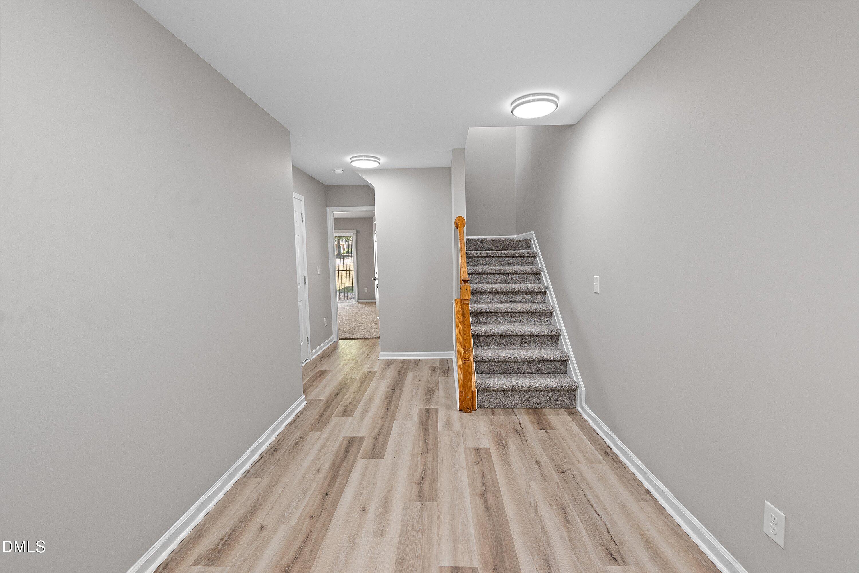 5101 Neuse Commons Lane Property Photo 6