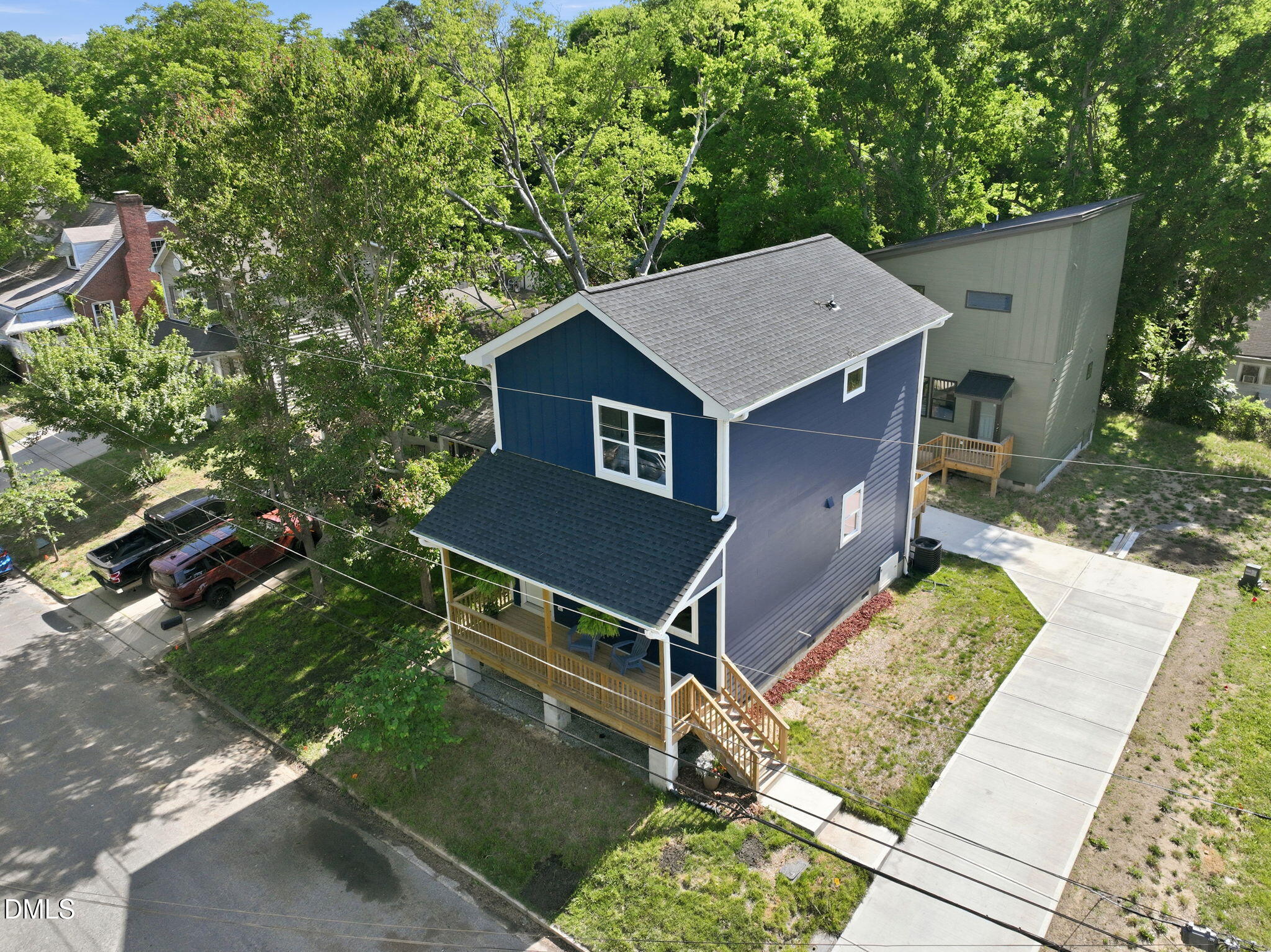 1013 B Carroll Street Property Photo 3