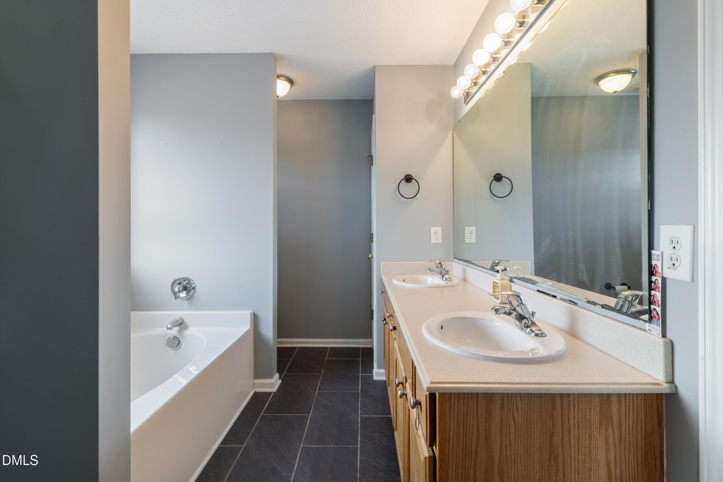 80 Raven Hill Court Property Photo 19