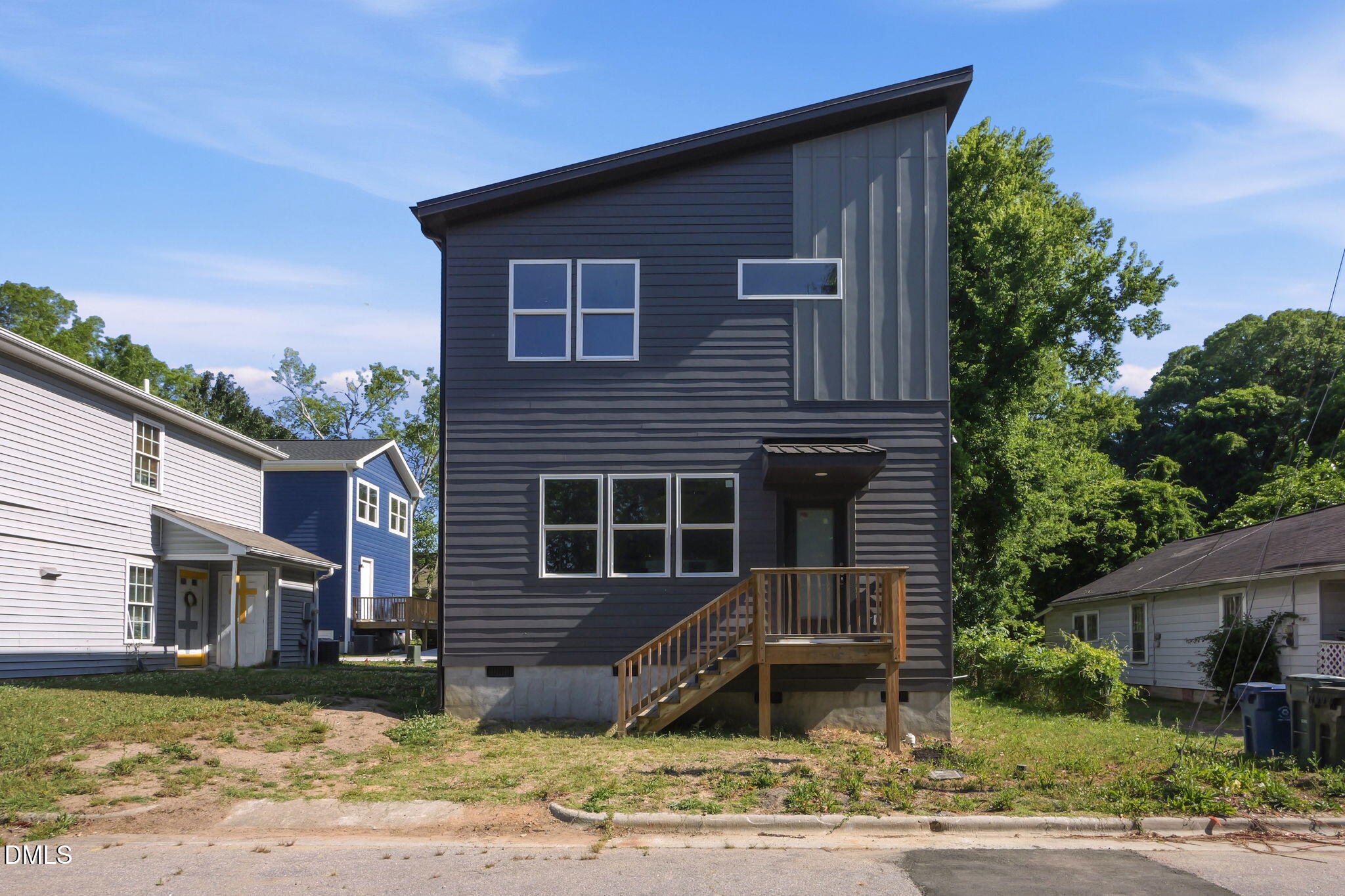 1012 Proctor Street Property Photo 6