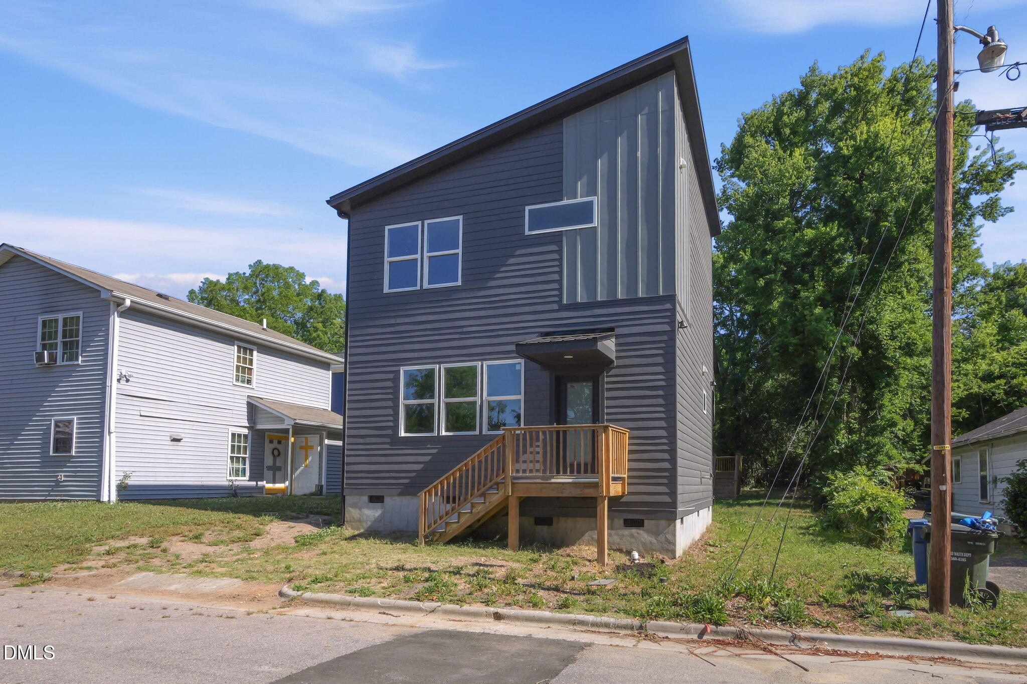 1012 Proctor Street Property Photo 7