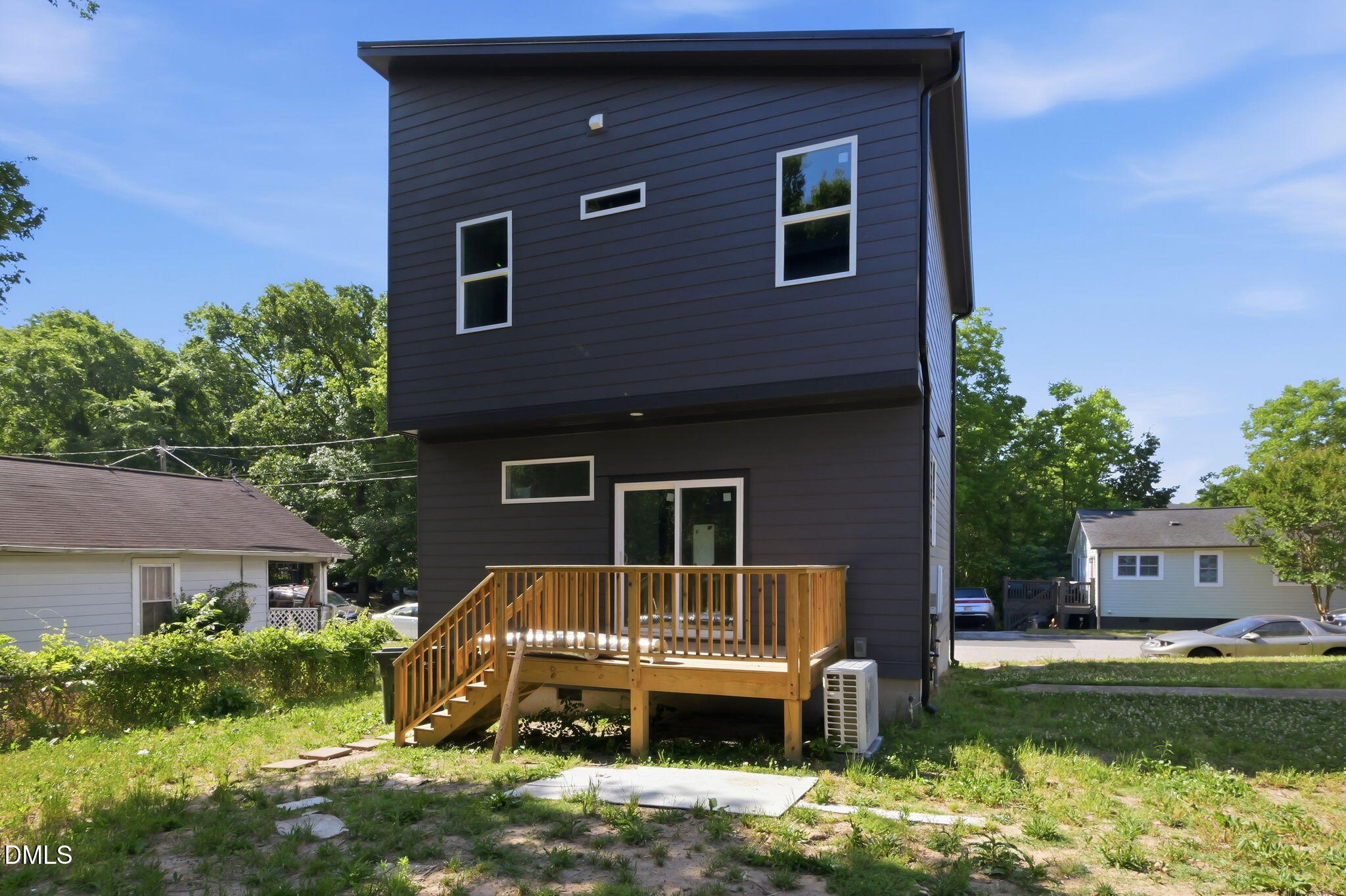 1012 Proctor Street Property Photo 12