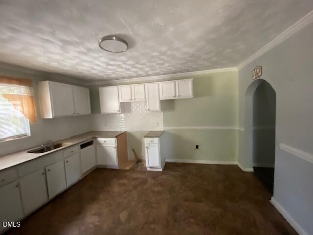 900 Viola Street E Property Photo 9
