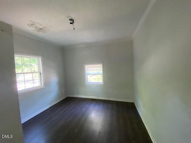 900 Viola Street E Property Photo 15