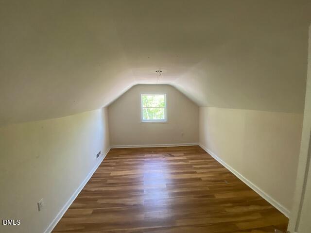 900 Viola Street E Property Photo 21