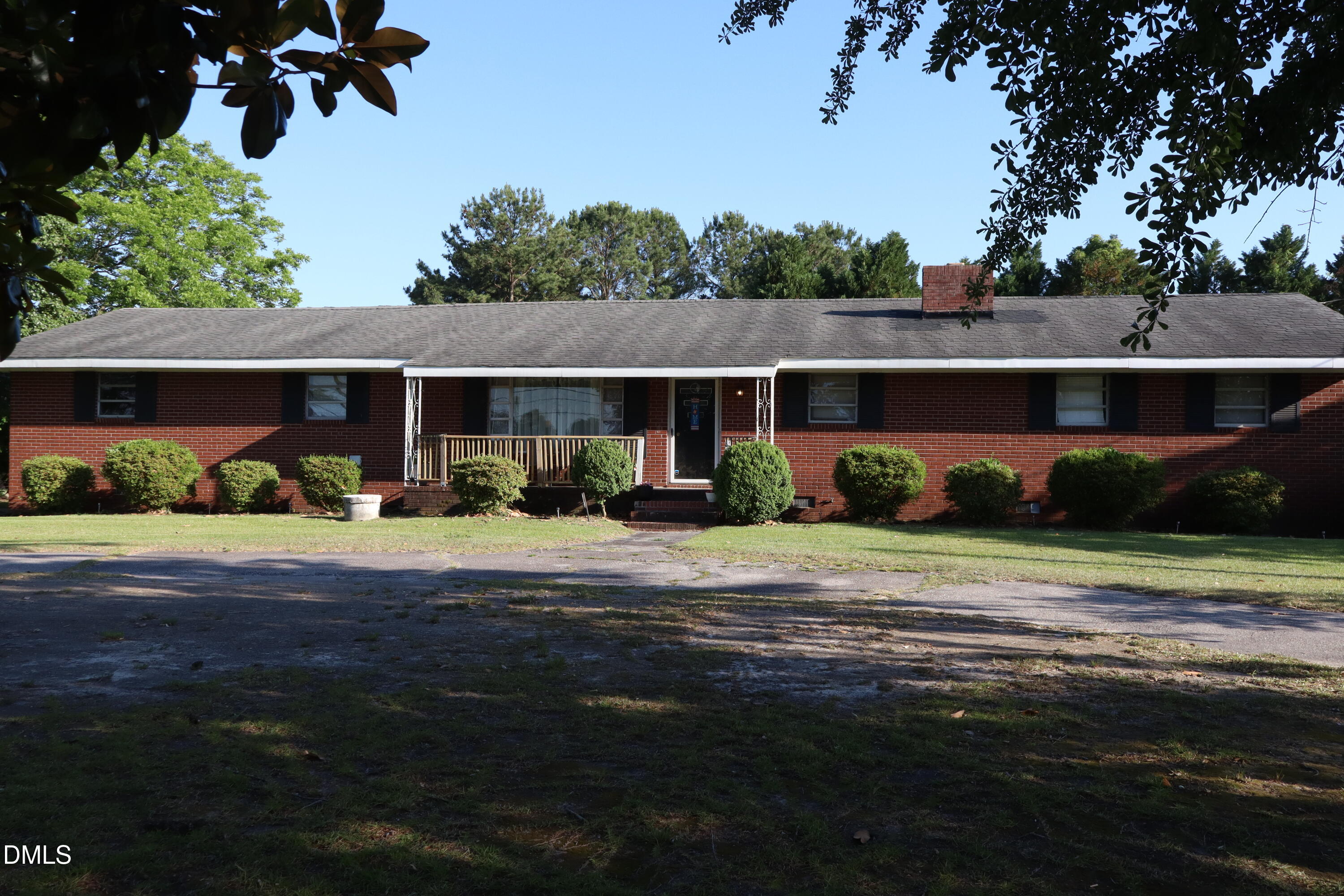 1107 Erwin Road Property Photo 4