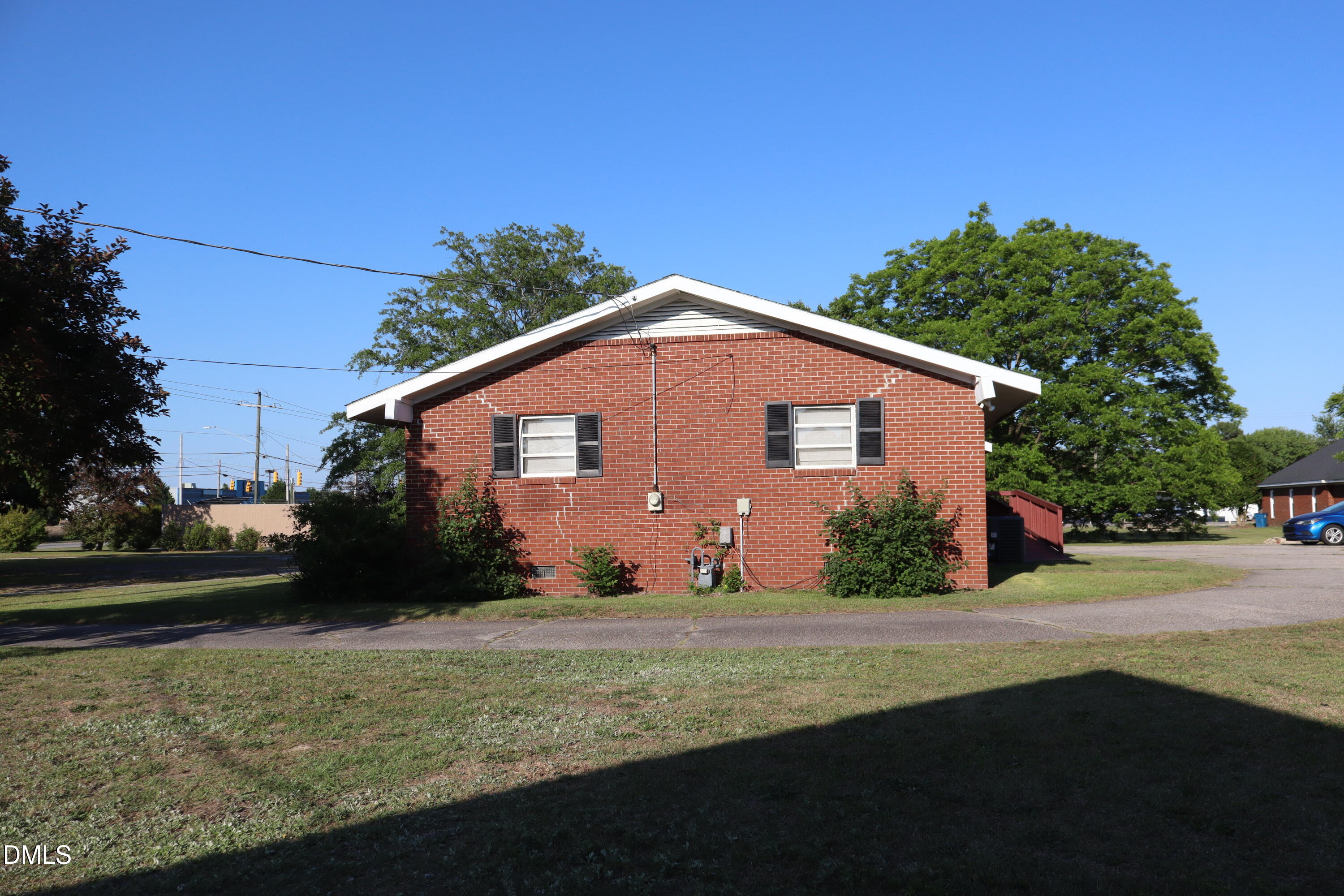 1107 Erwin Road Property Photo 7