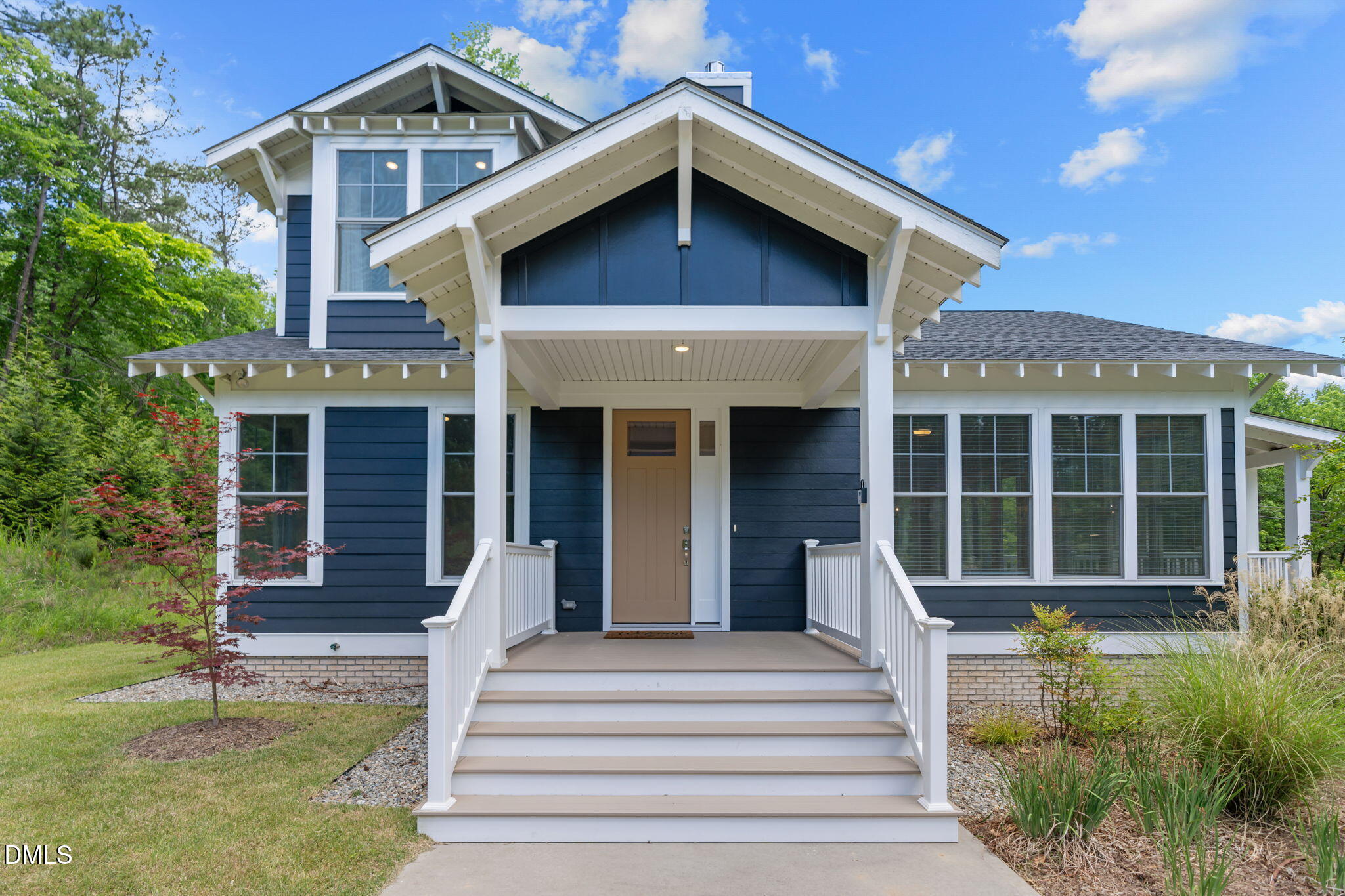 1917 Milan Street Property Photo 2