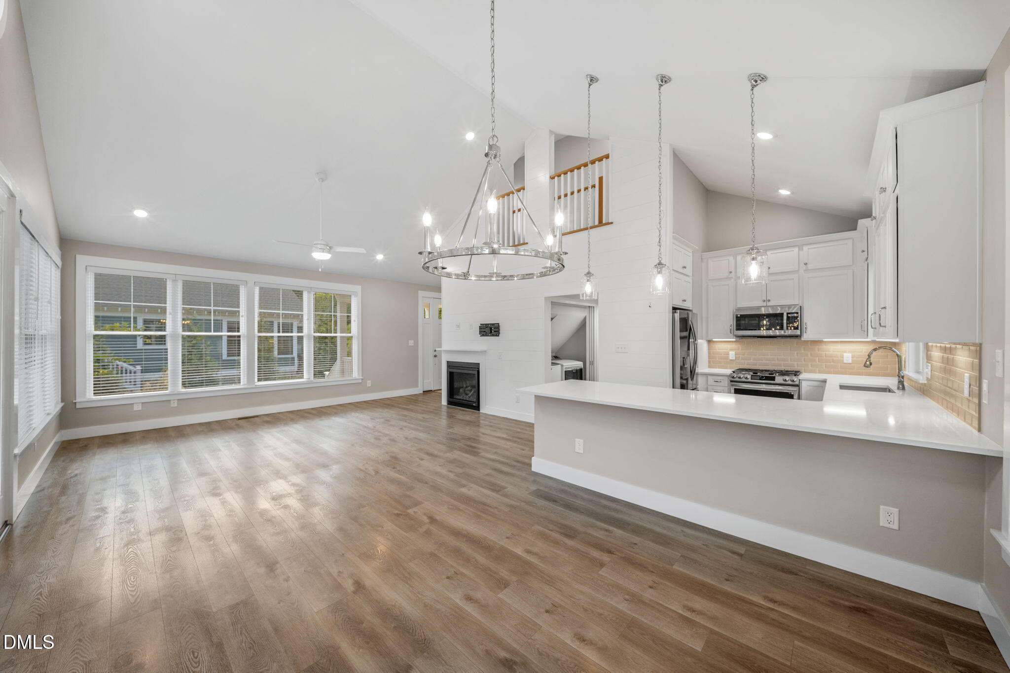 1917 Milan Street Property Photo 5