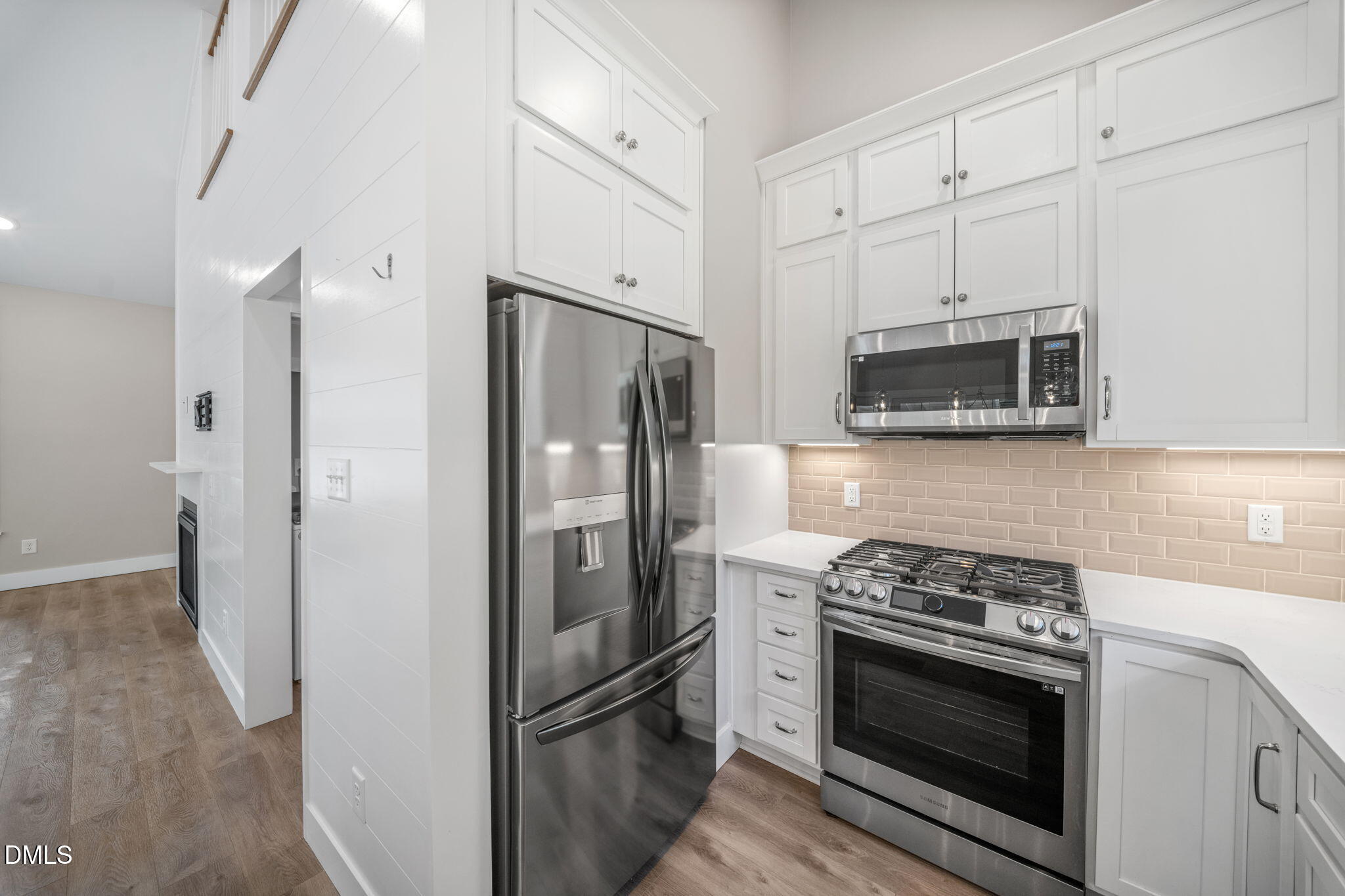 1917 Milan Street Property Photo 9