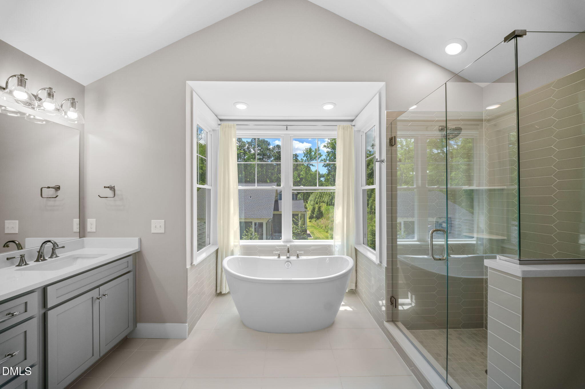 1917 Milan Street Property Photo 22