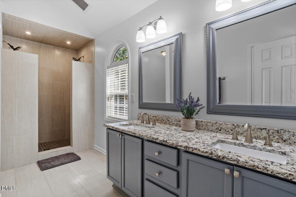 3005 Yorkmont Court Property Photo 25