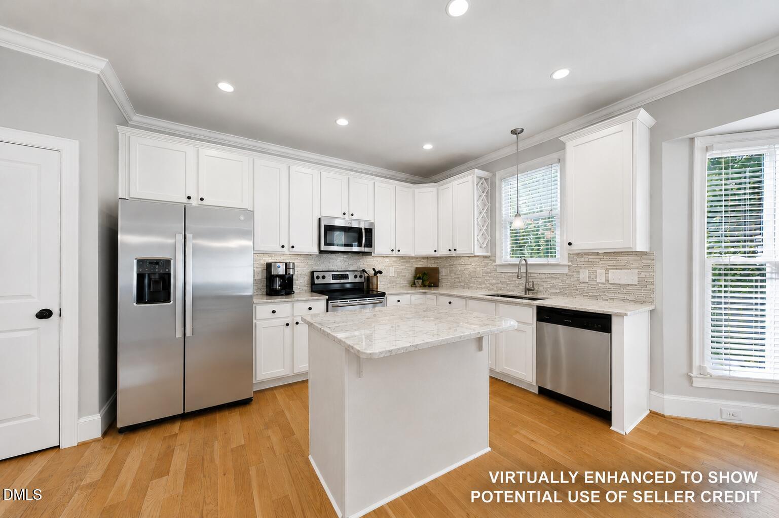 912 Sweet Olive Court Property Photo 18