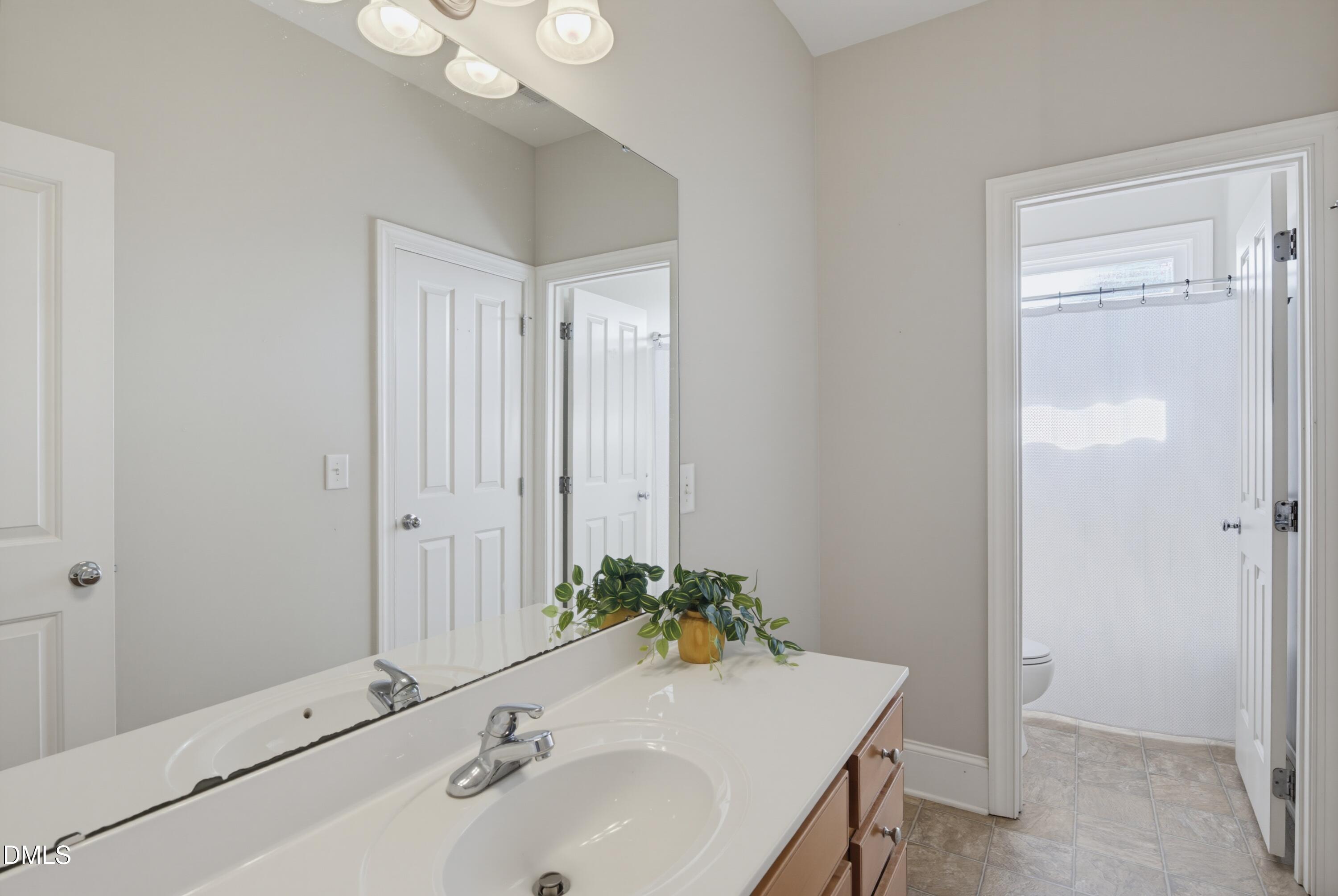 912 Sweet Olive Court Property Photo 29