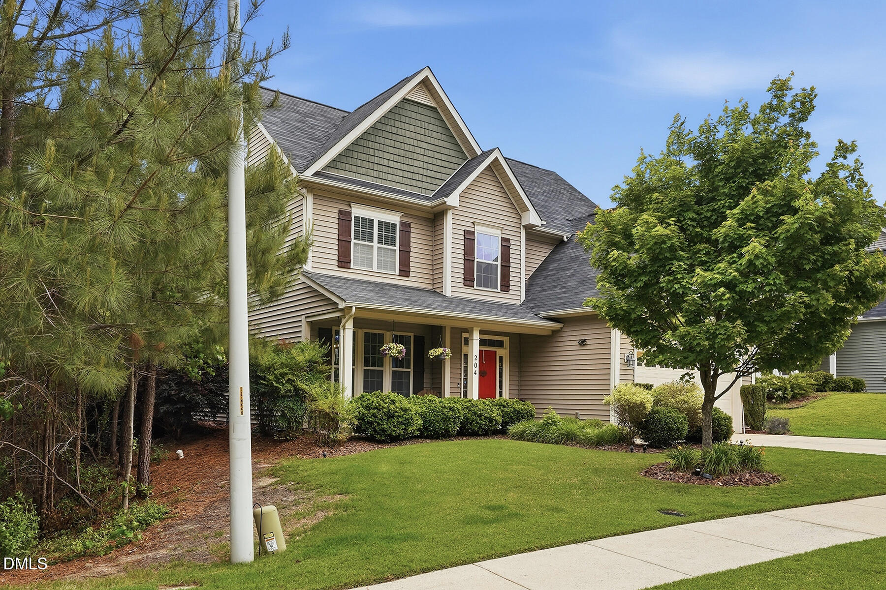 204 Sweet Violet Drive Property Photo 3