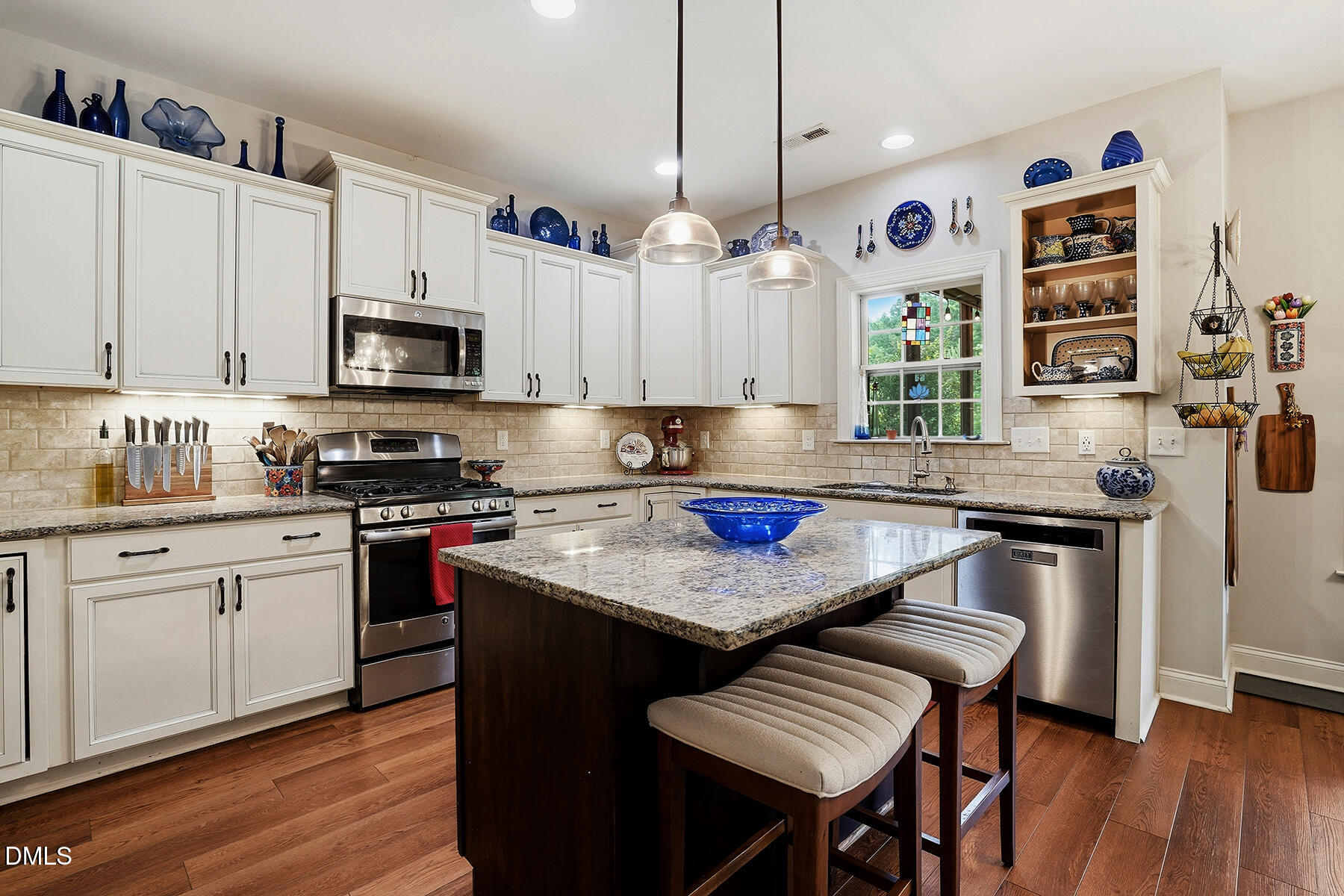 204 Sweet Violet Drive Property Photo 10