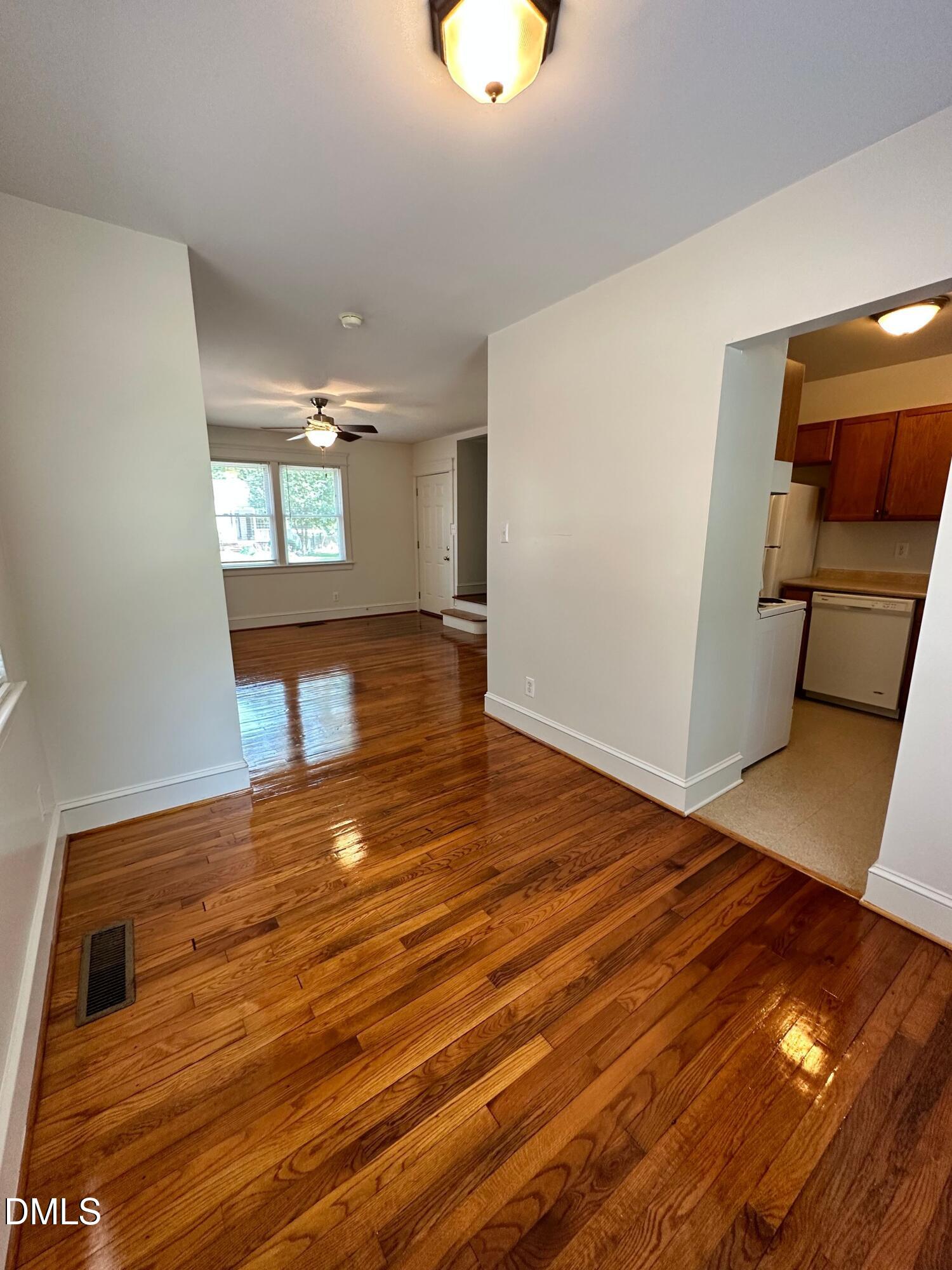 1407-1413 Clarendon Street Property Photo 6