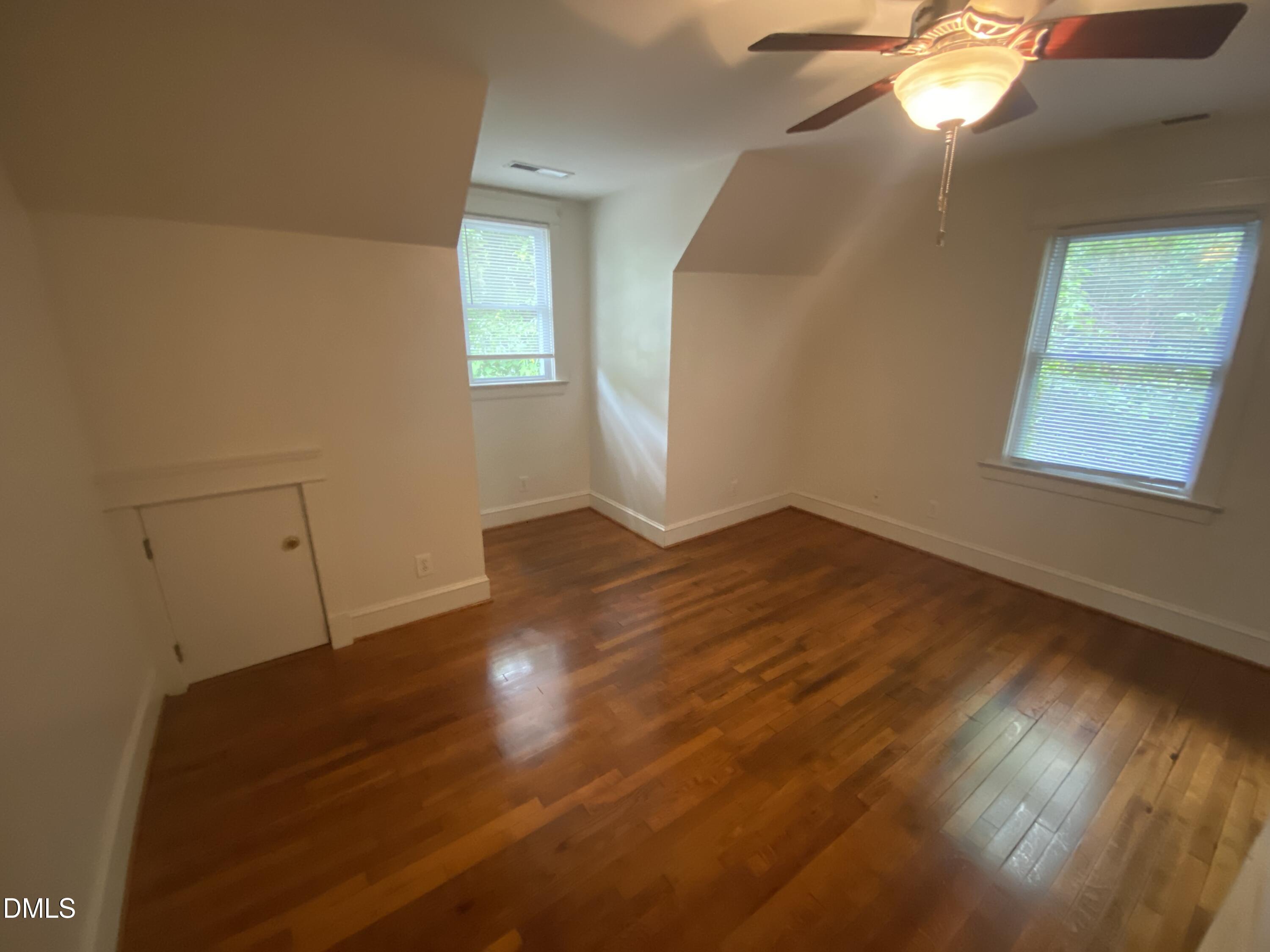 1407-1413 Clarendon Street Property Photo 10
