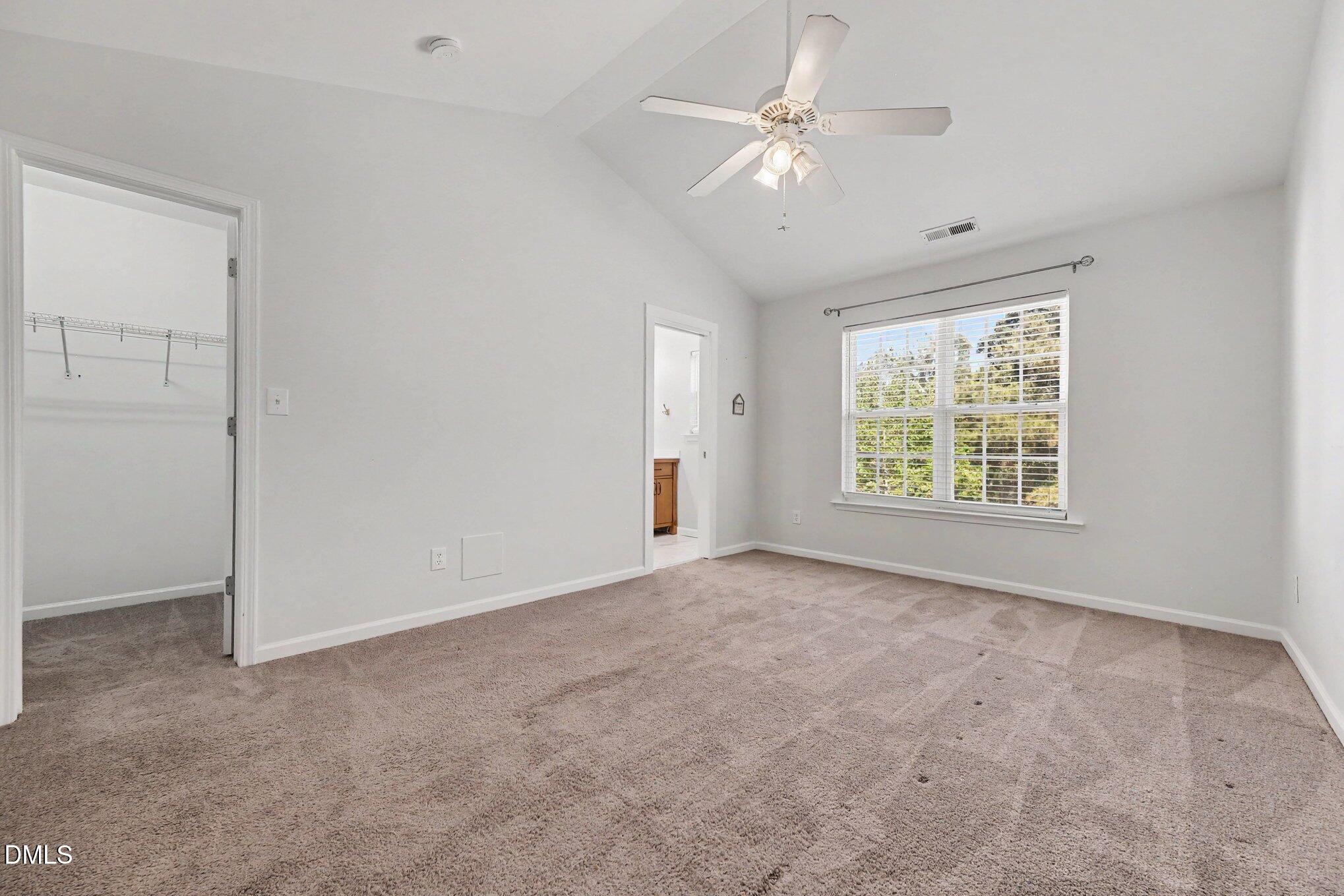 1016 Hadel Place Property Photo 12